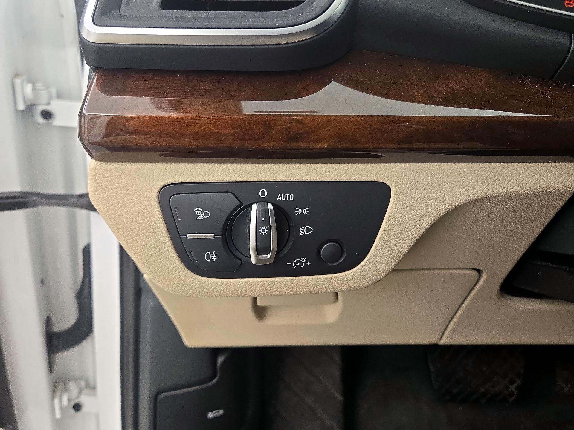 Thumbnail: 2020 Audi Q5 - 13