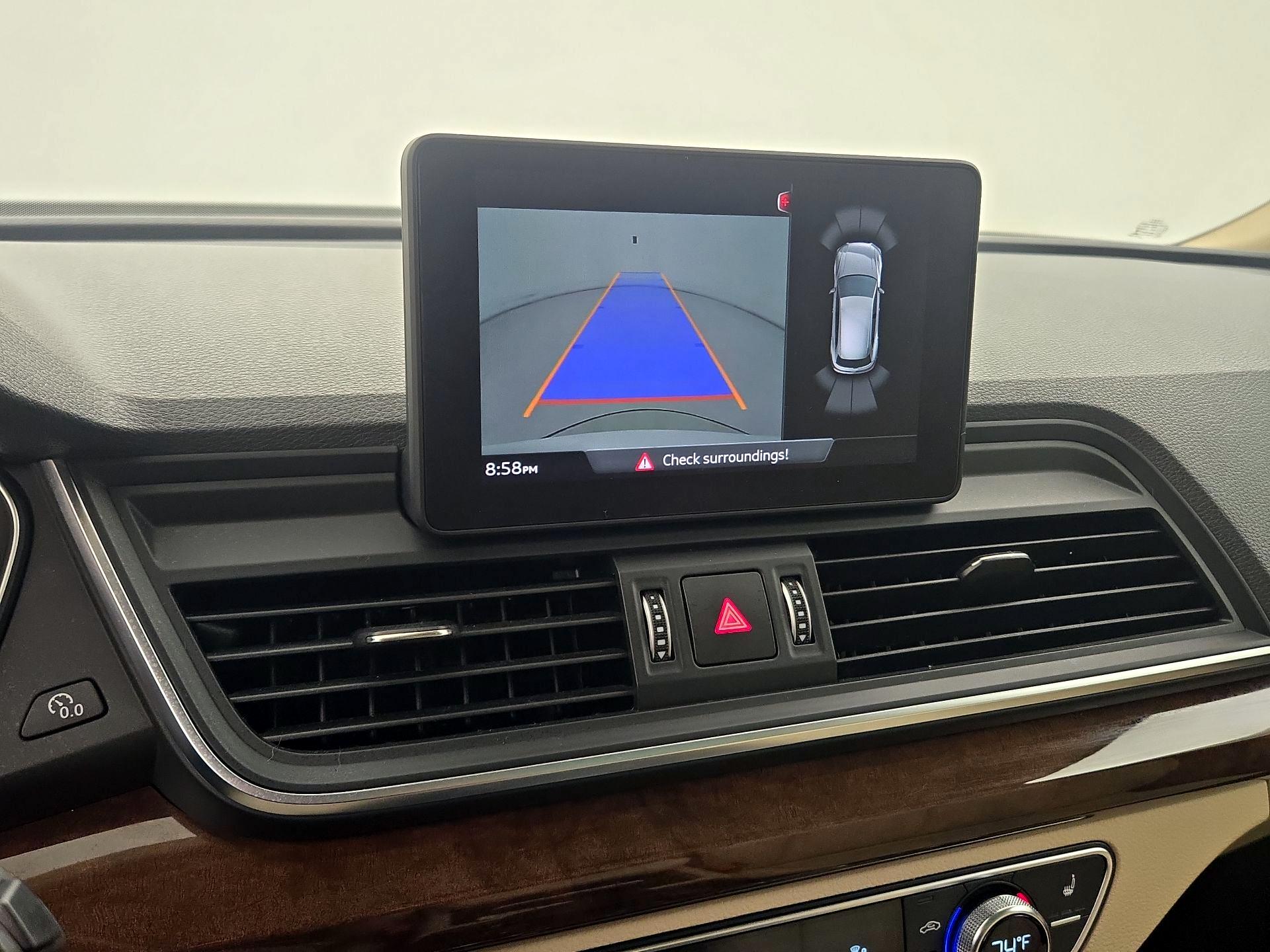 Thumbnail: 2020 Audi Q5 - 14