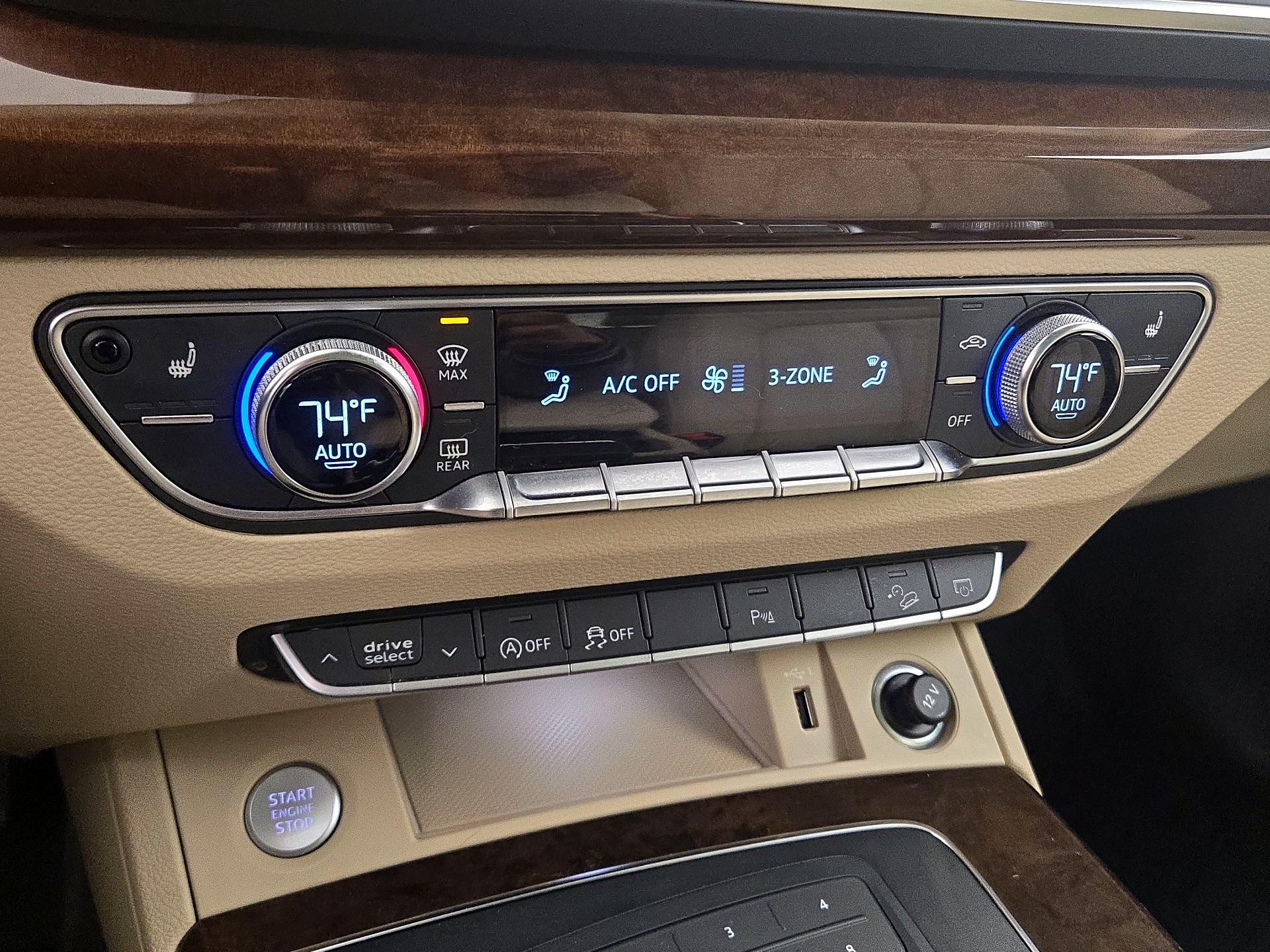 Thumbnail: 2020 Audi Q5 - 16