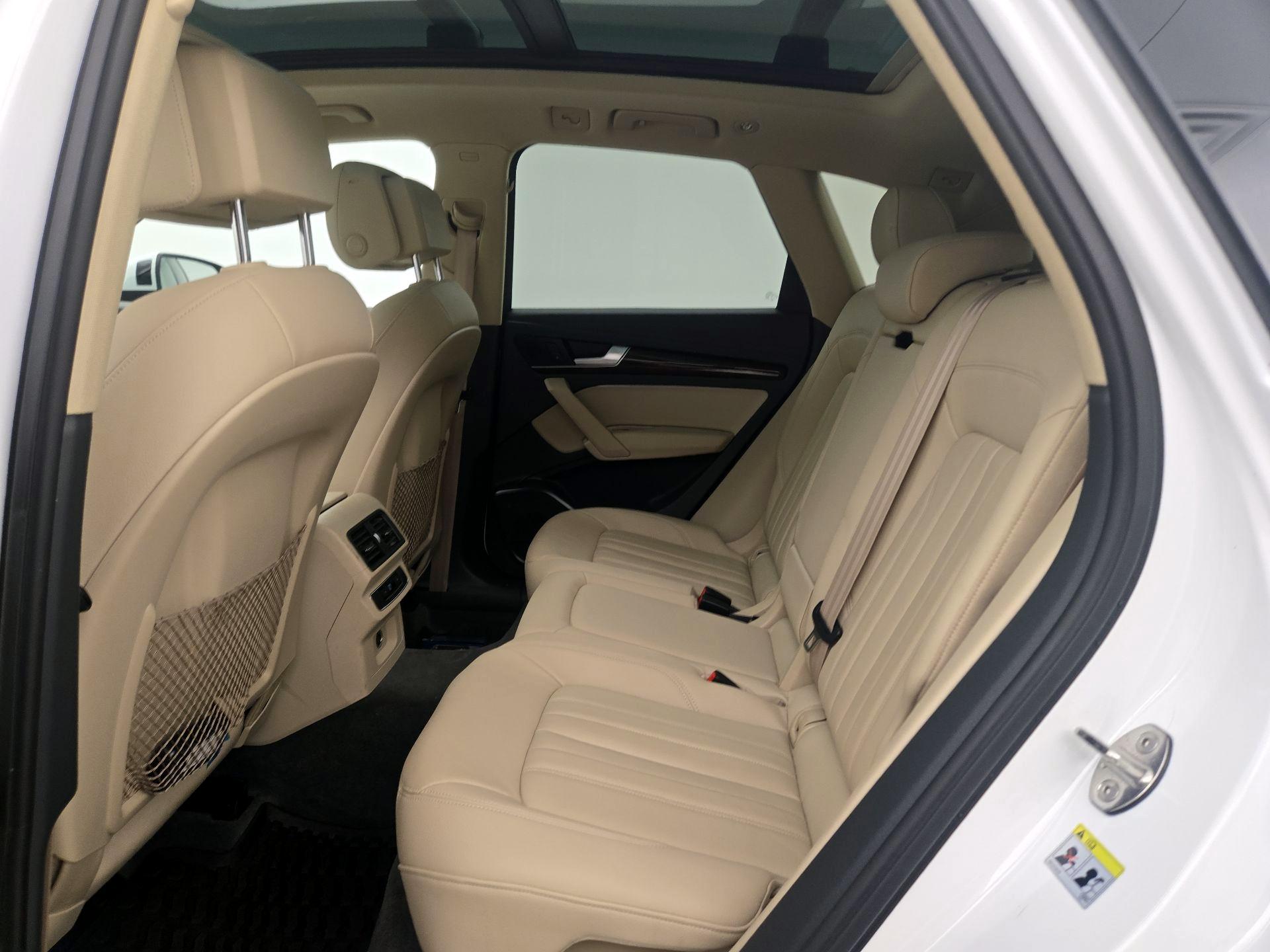 Thumbnail: 2020 Audi Q5 - 20