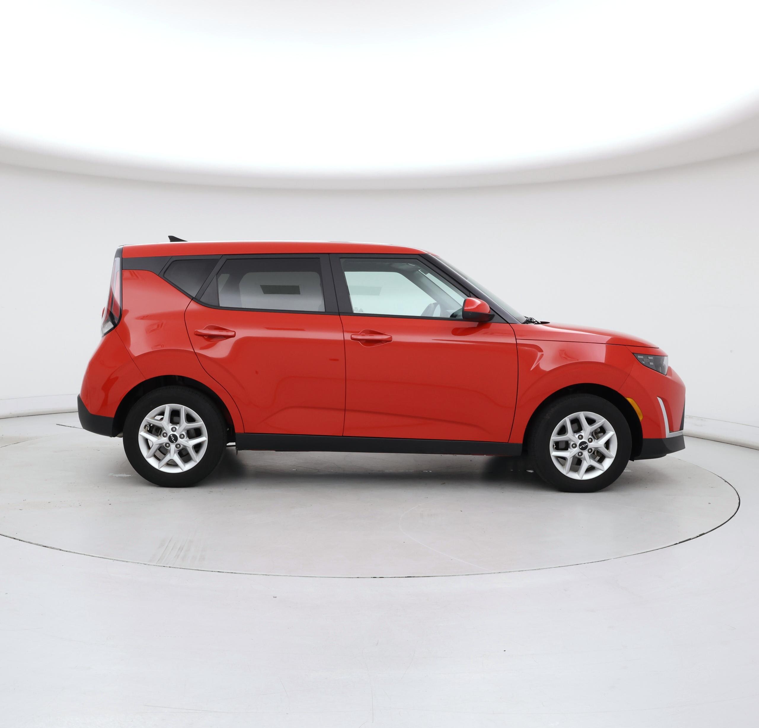 Thumbnail: 2023 Kia Soul - 7