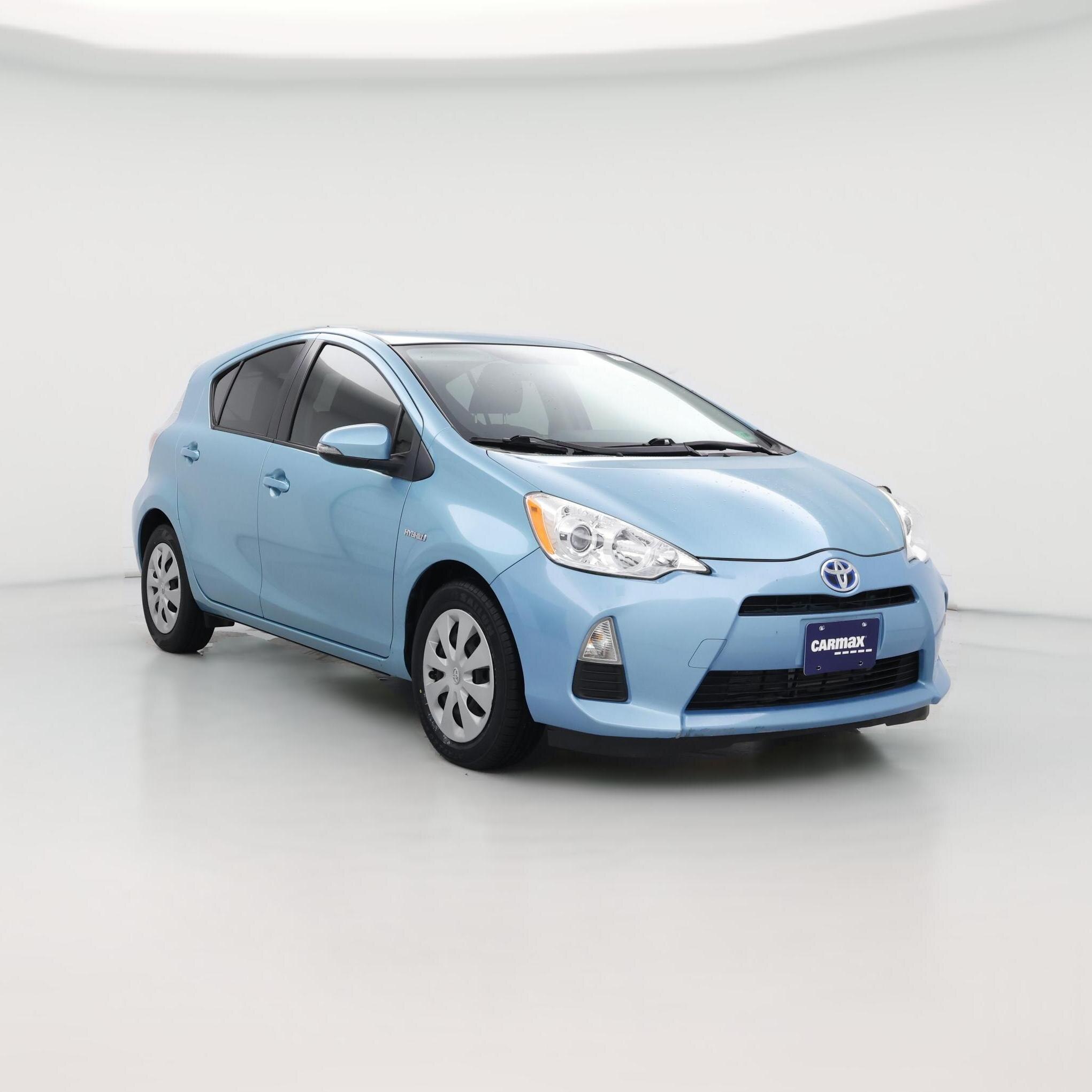 Thumbnail: 2014 Toyota Prius - 1