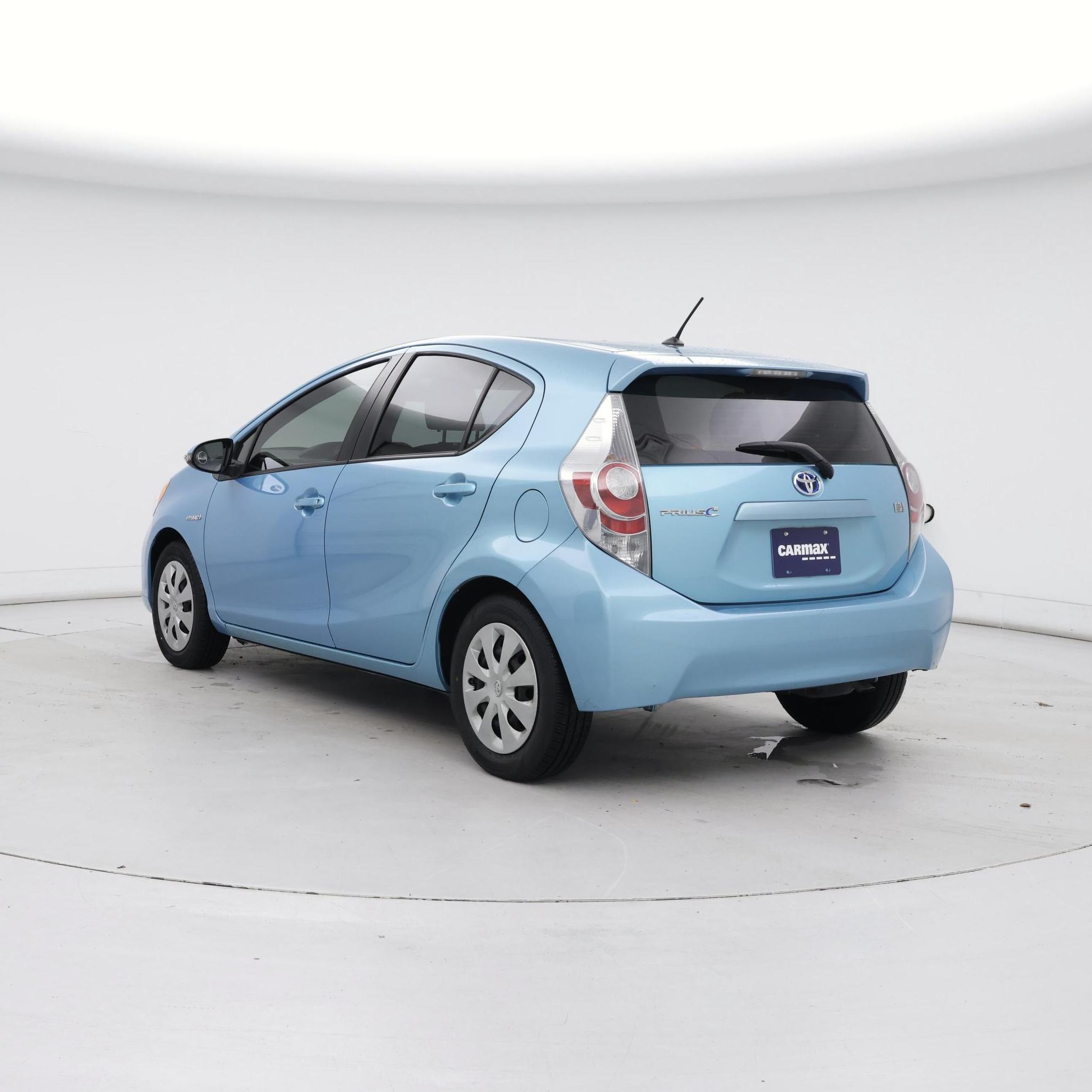 Thumbnail: 2014 Toyota Prius - 2