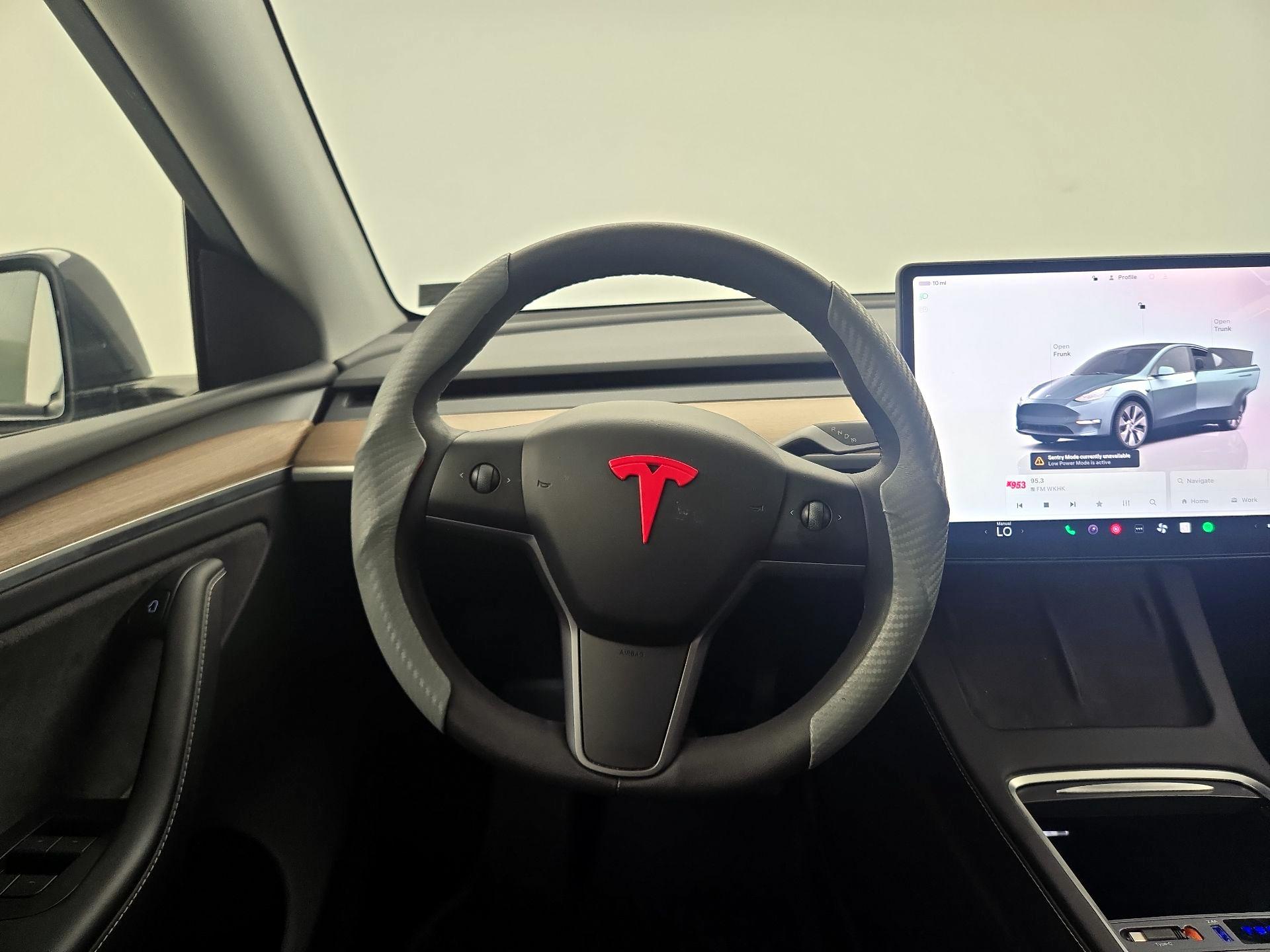 Thumbnail: 2023 Tesla Model Y - 10