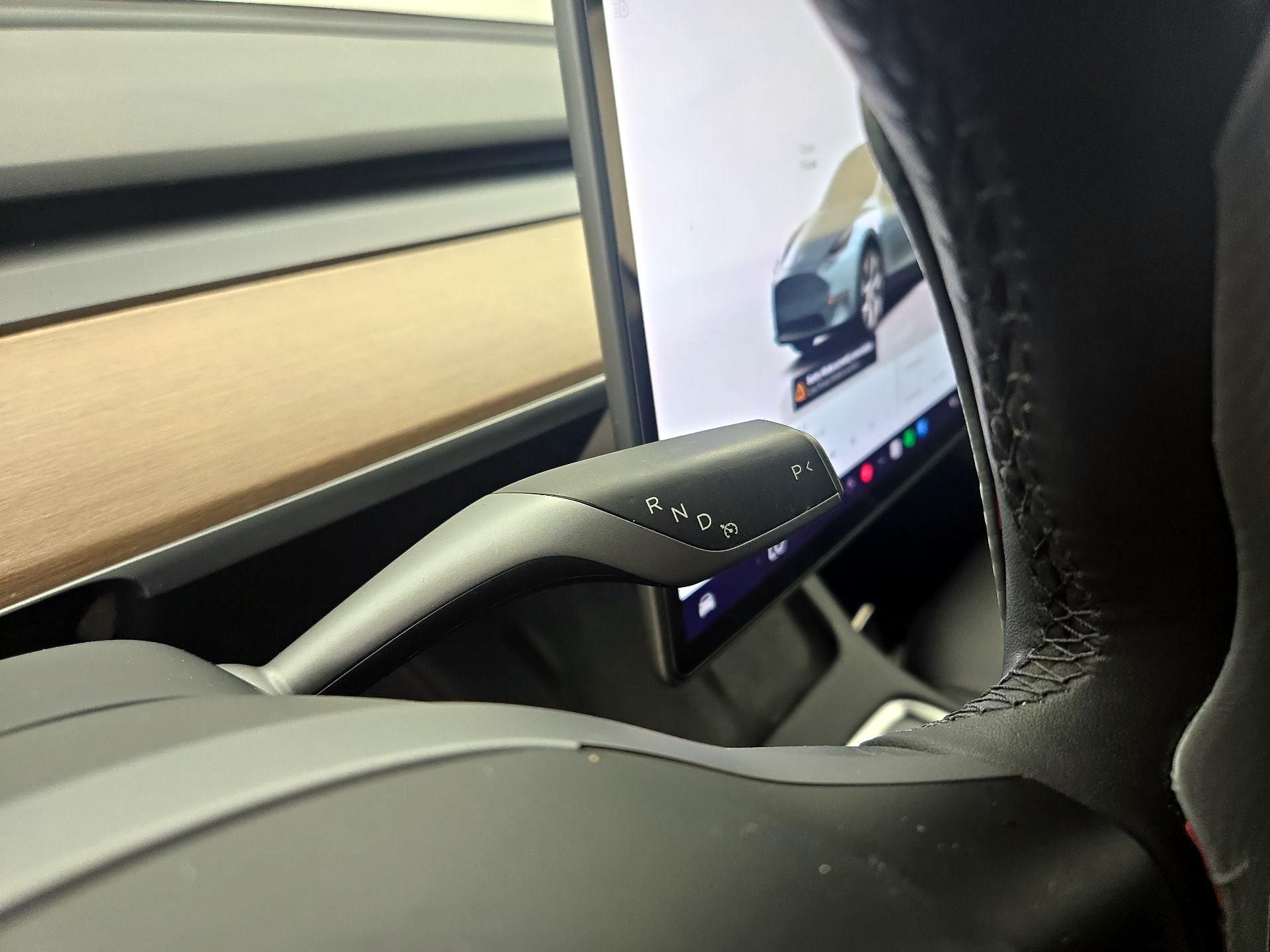 Thumbnail: 2023 Tesla Model Y - 17