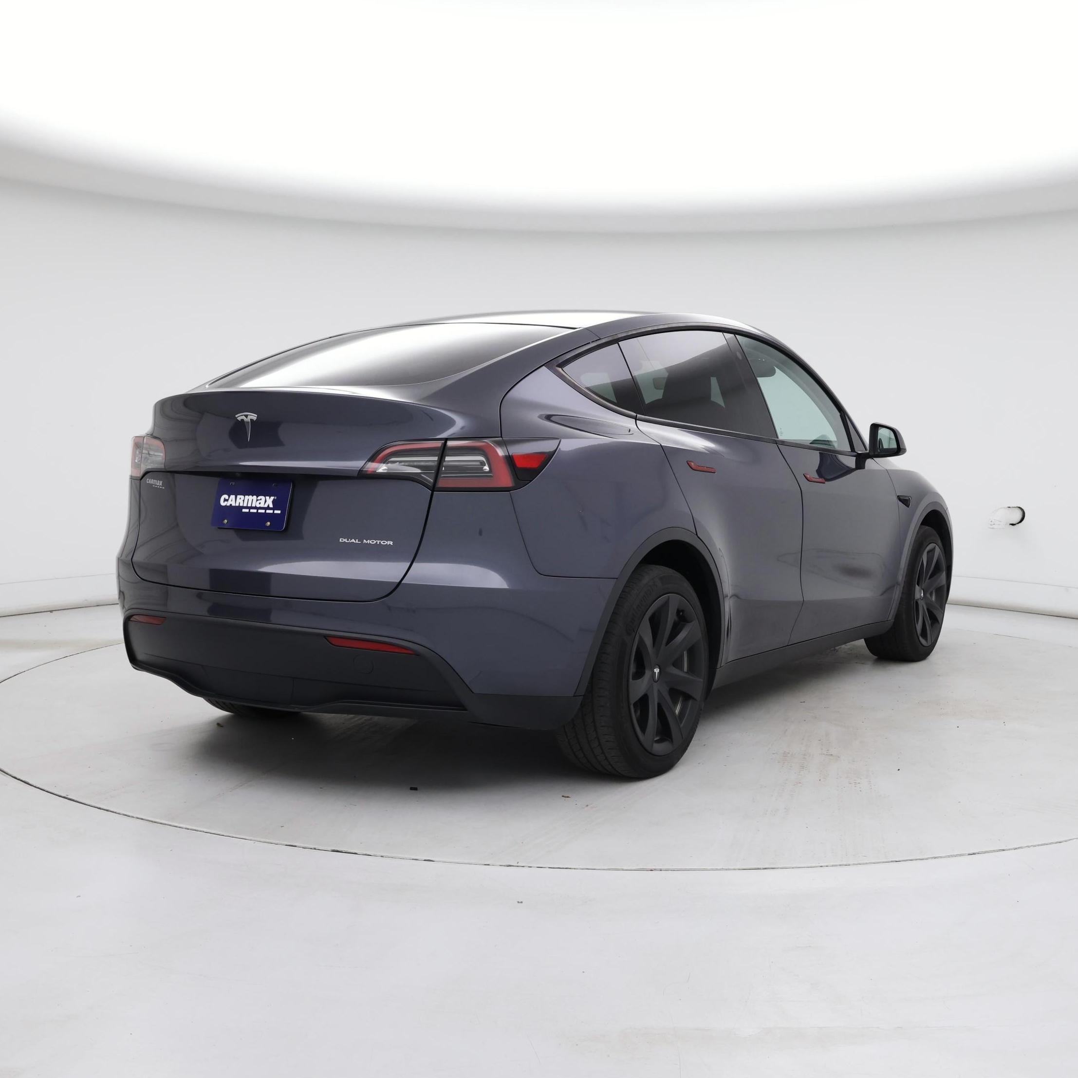 Thumbnail: 2023 Tesla Model Y - 8