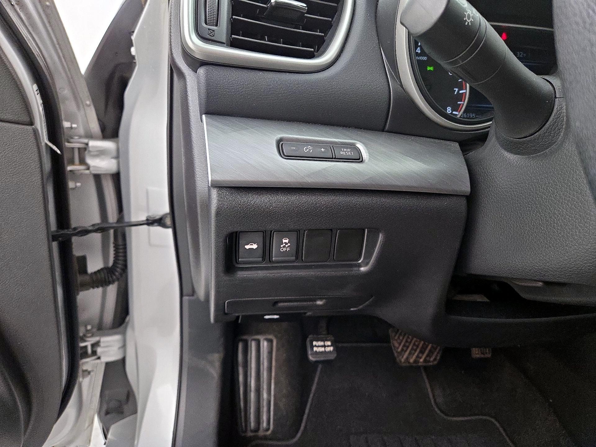 Thumbnail: 2017 Nissan Maxima - 13