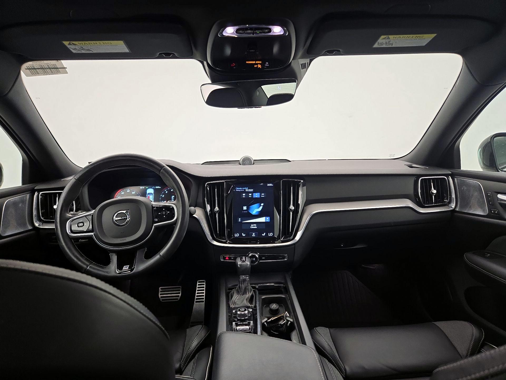 Thumbnail: 2019 Volvo S60 - 9