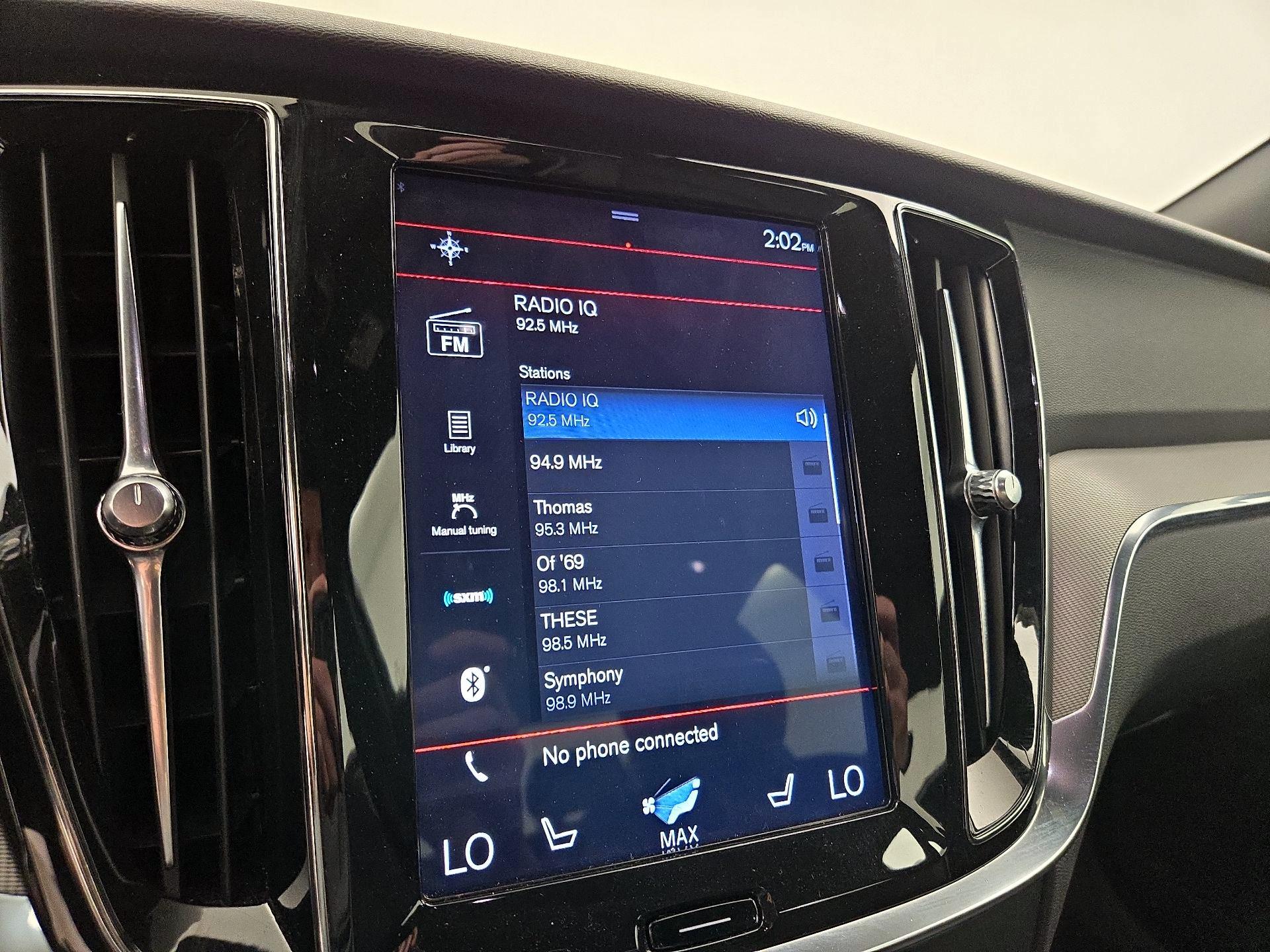 Thumbnail: 2019 Volvo S60 - 16