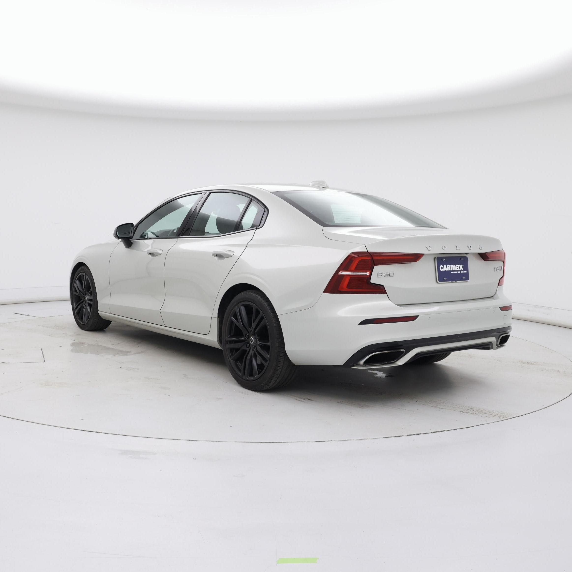 Thumbnail: 2019 Volvo S60 - 2