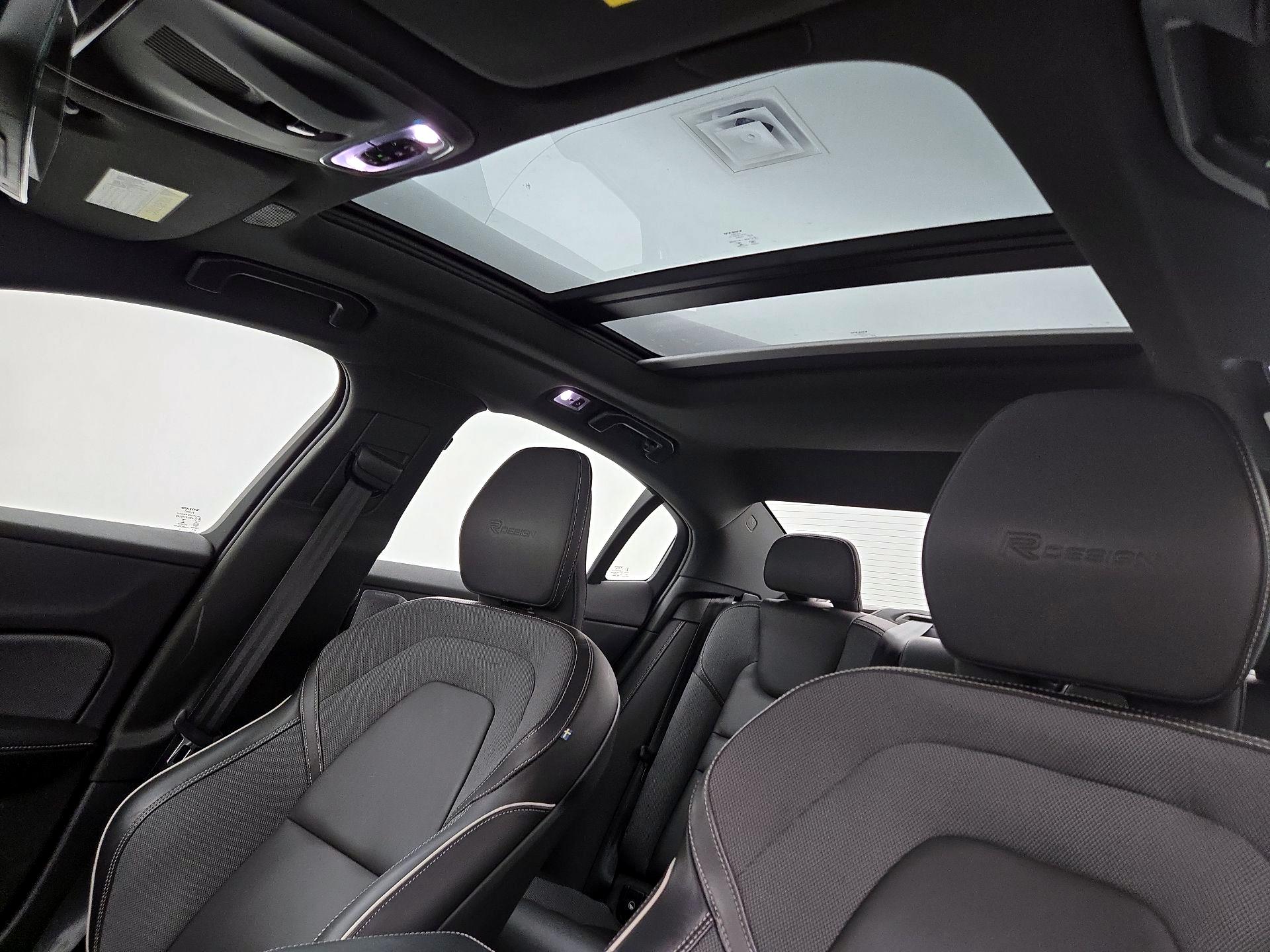 Thumbnail: 2019 Volvo S60 - 20