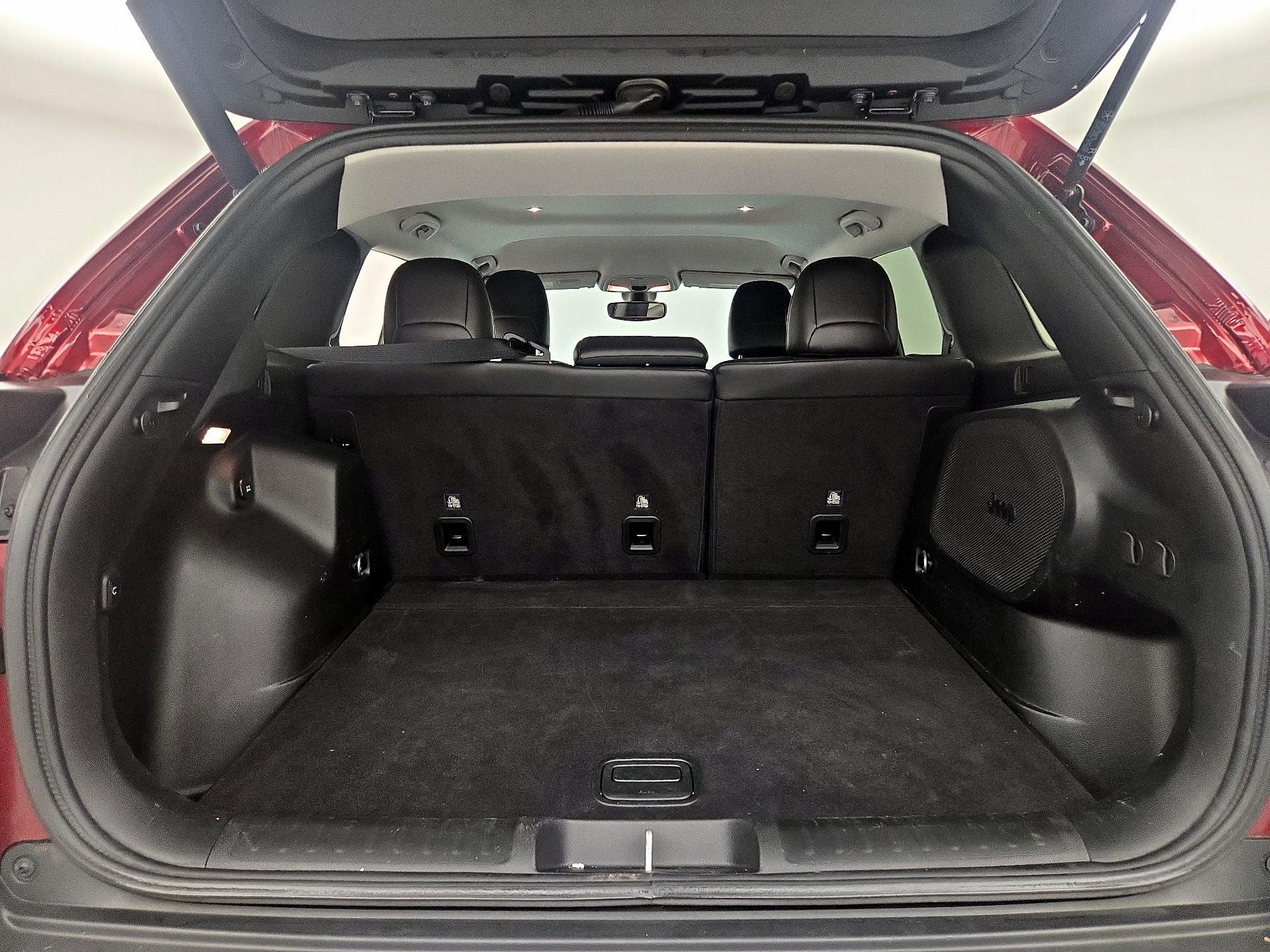 Thumbnail: 2019 Jeep Cherokee - 20