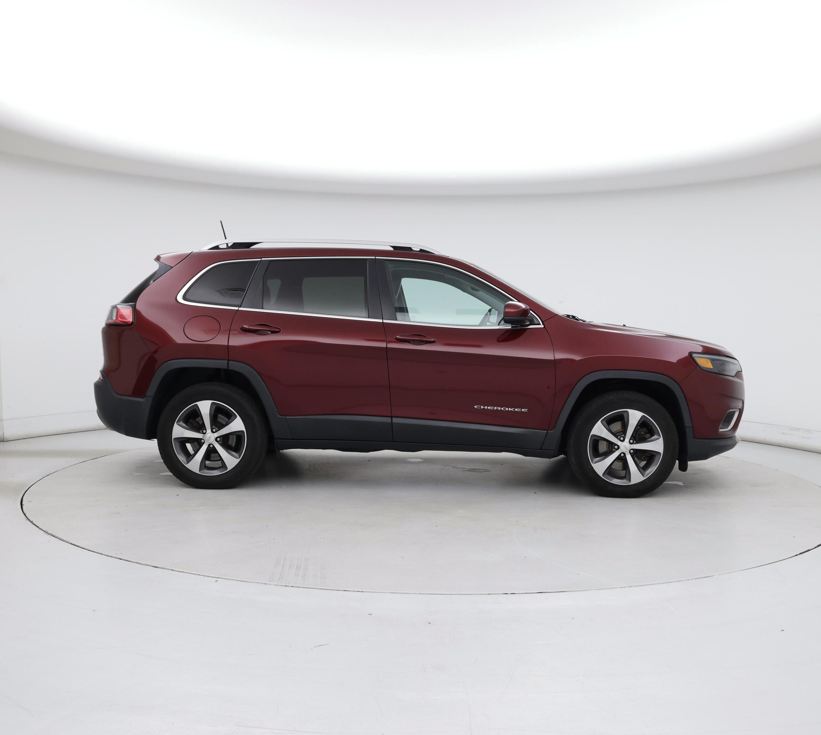 Thumbnail: 2019 Jeep Cherokee - 7