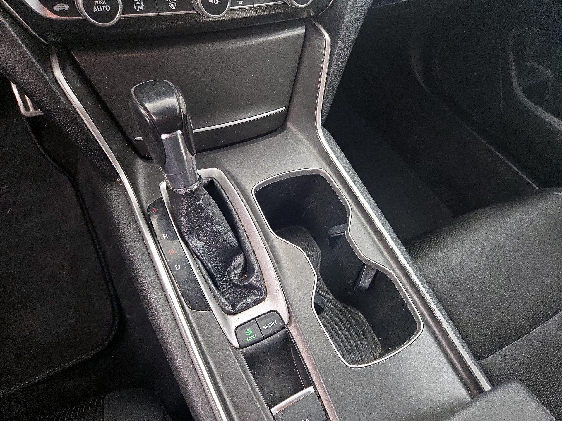 Thumbnail: 2019 Honda Accord - 17