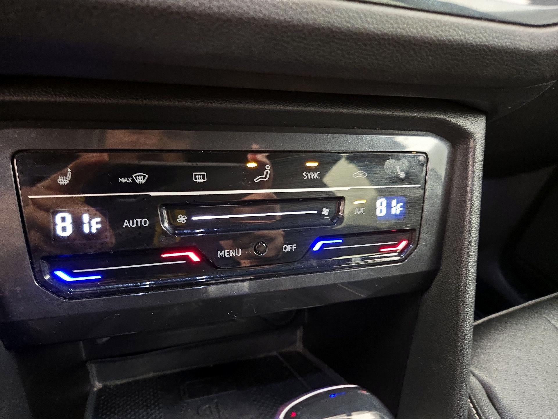 Thumbnail: 2022 Volkswagen Tiguan - 16