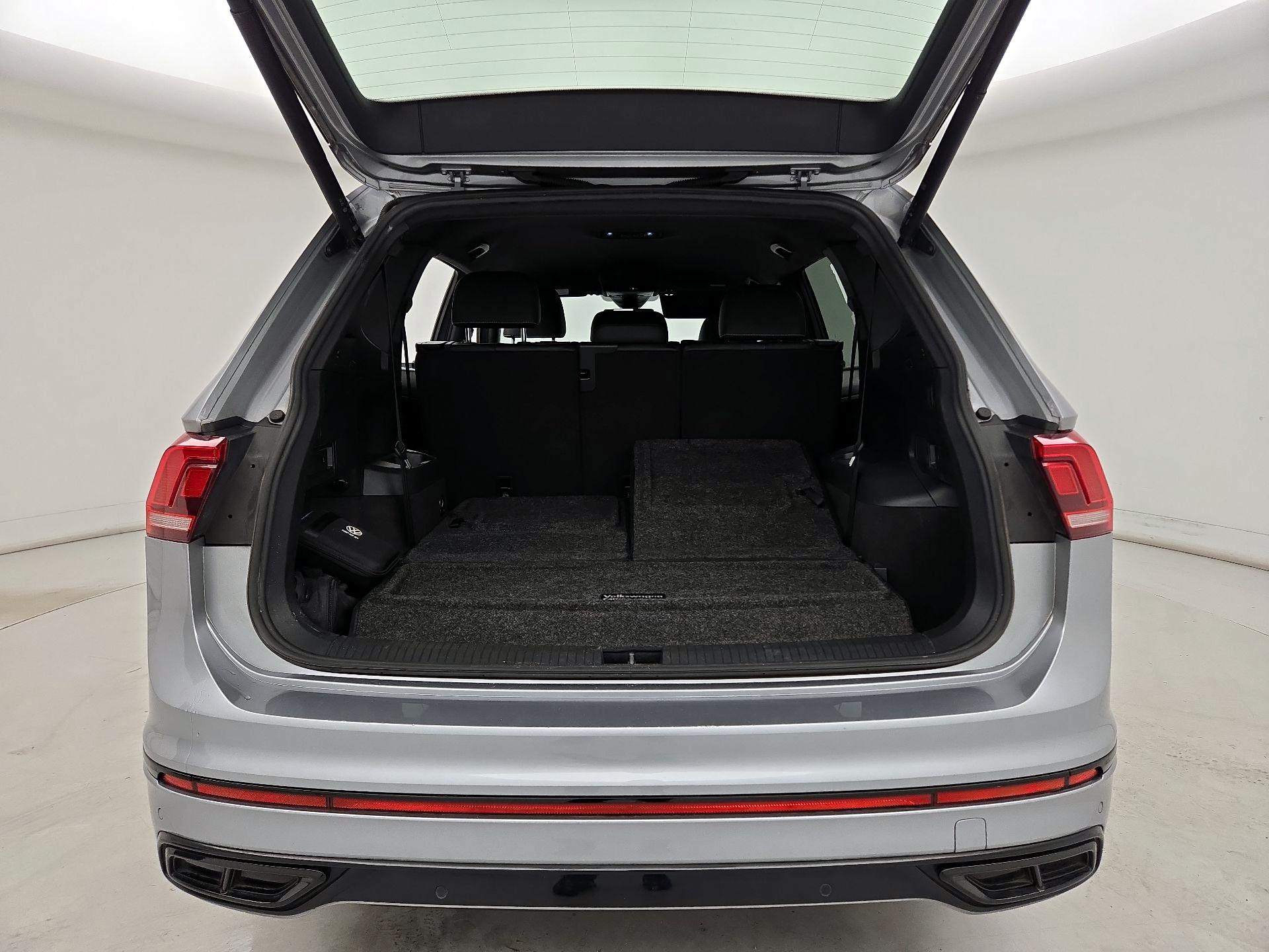 Thumbnail: 2022 Volkswagen Tiguan - 20