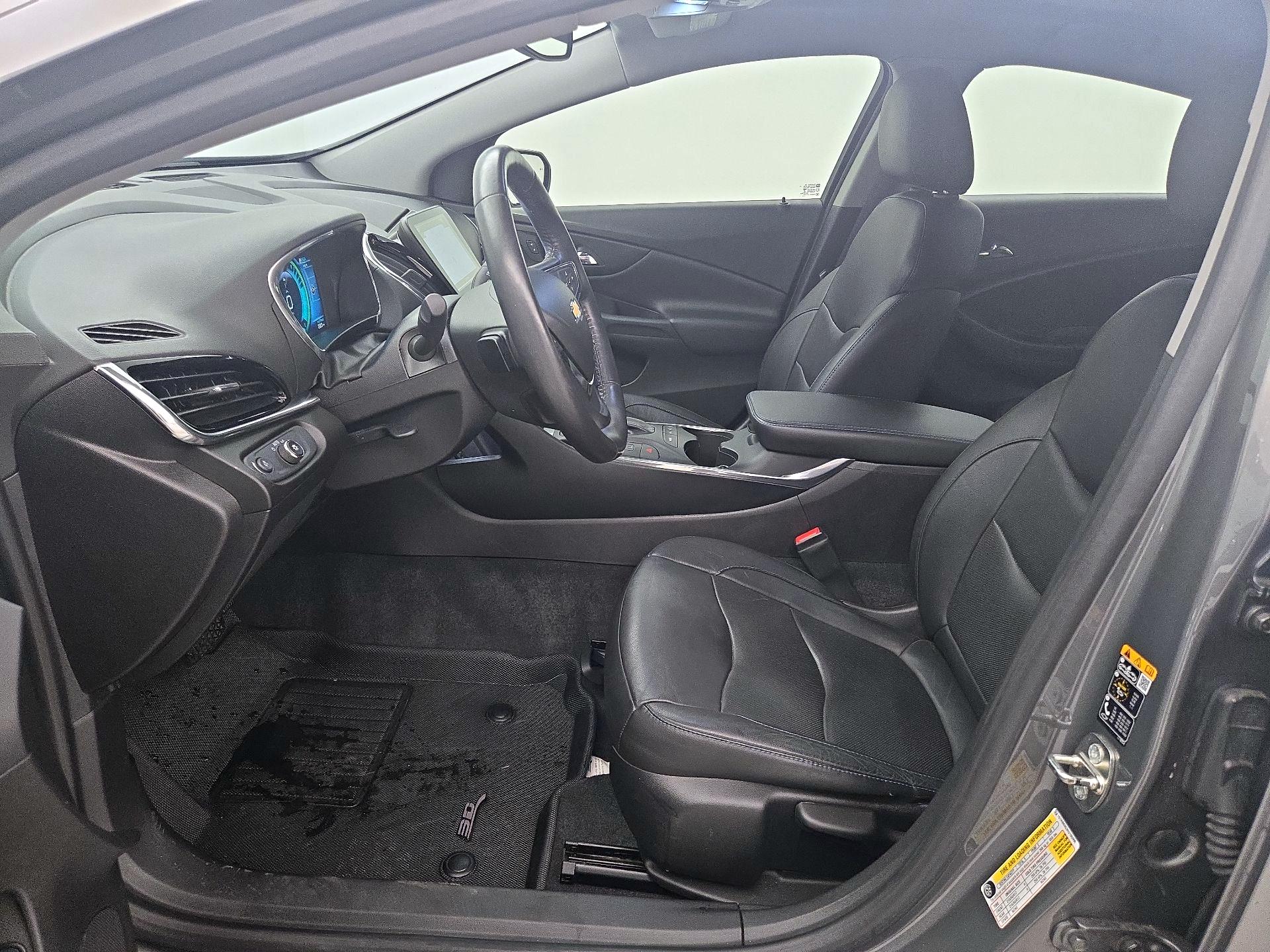 Thumbnail: 2017 Chevrolet Volt - 11