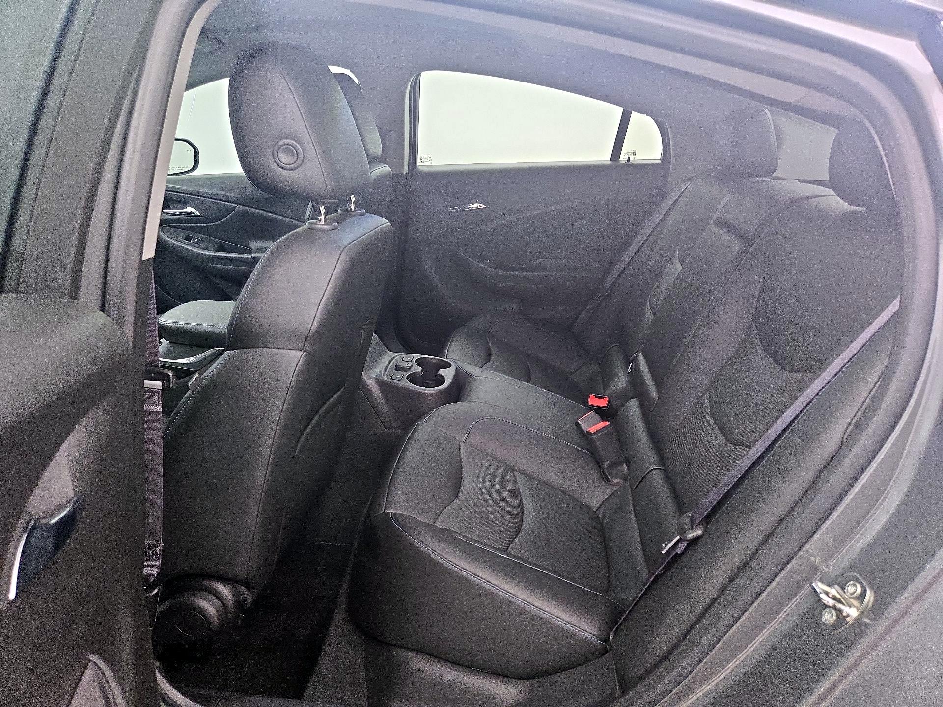 Thumbnail: 2017 Chevrolet Volt - 20