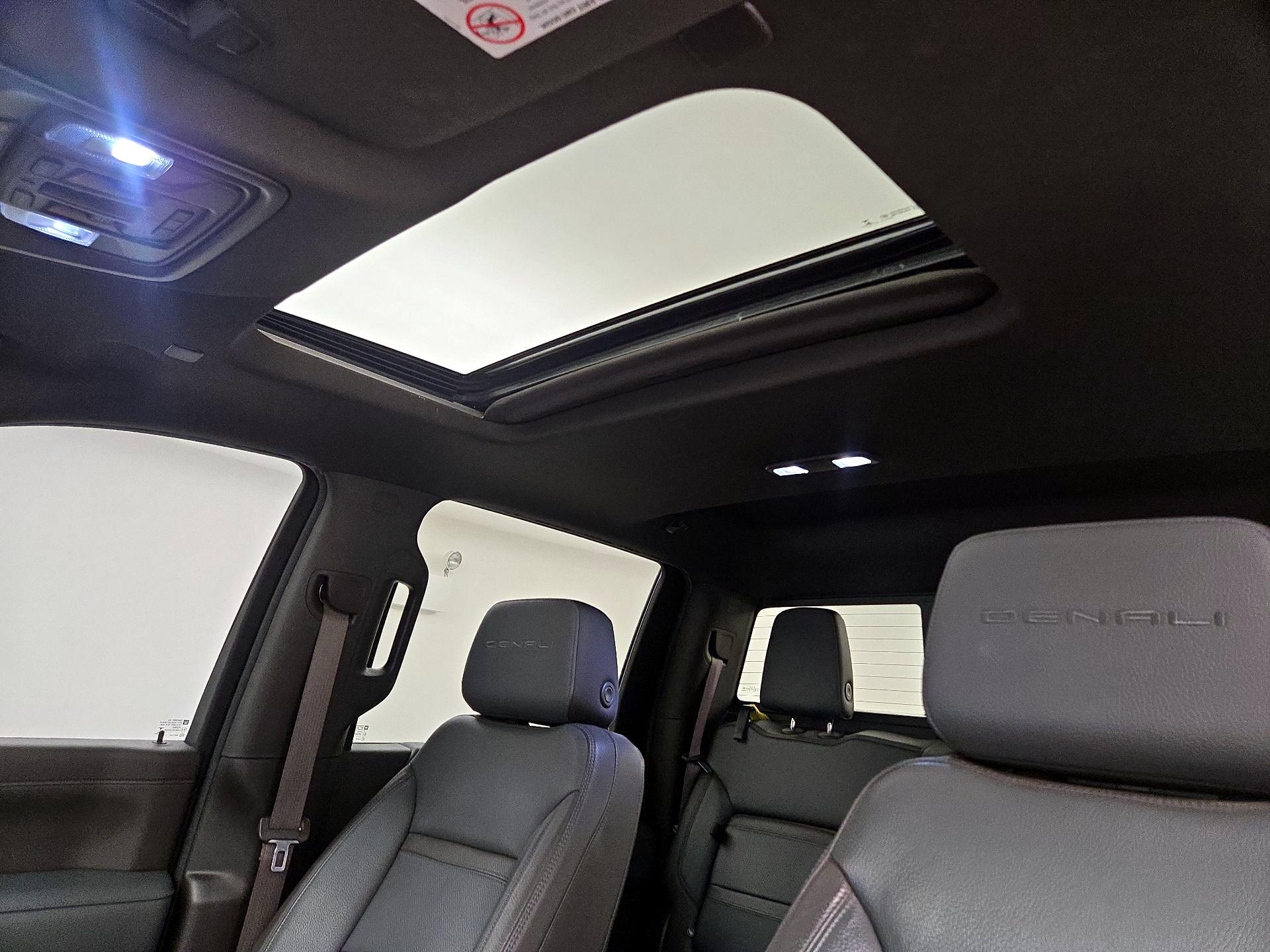 Thumbnail: 2022 GMC Sierra 2500 - 20