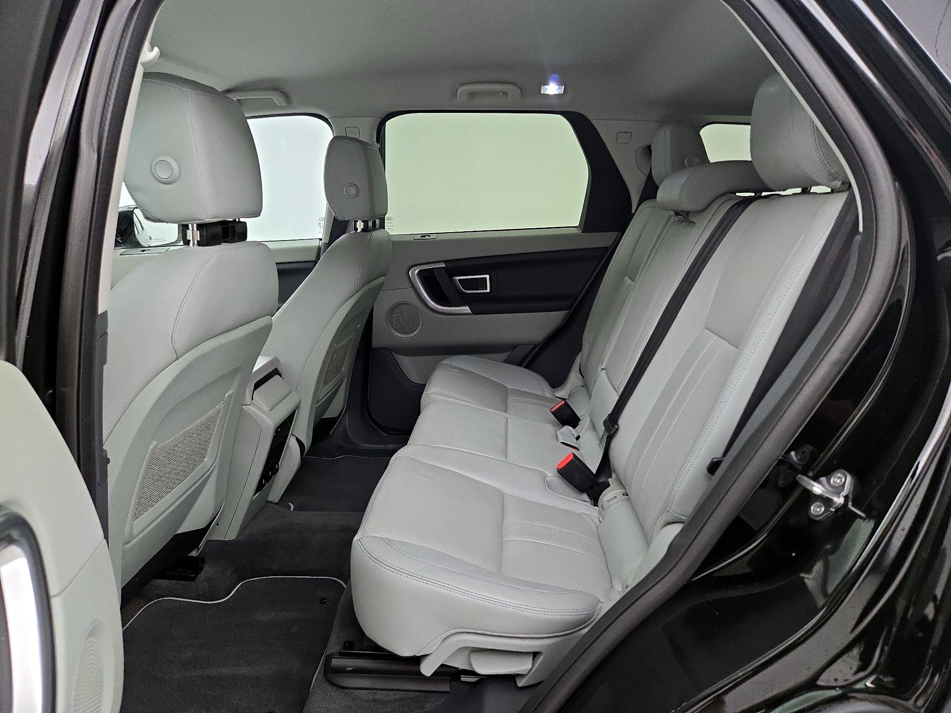 Thumbnail: 2019 Land Rover Discovery Sport - 19