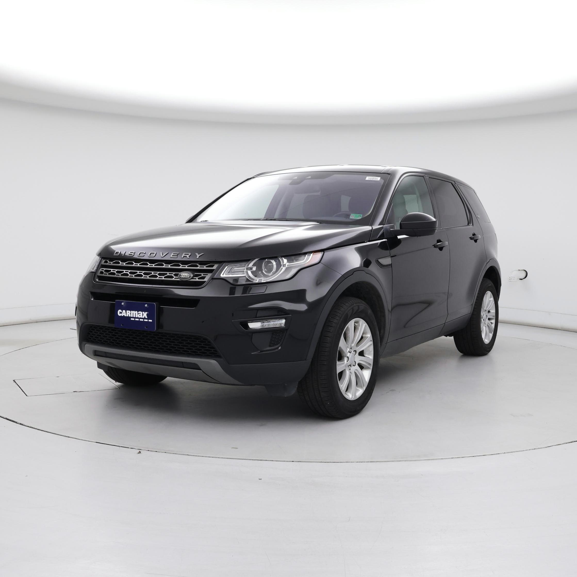 Thumbnail: 2019 Land Rover Discovery Sport - 4