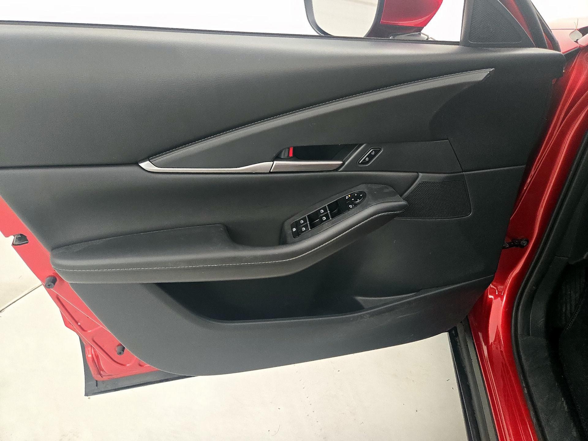 Thumbnail: 2022 Mazda CX-30 - 12