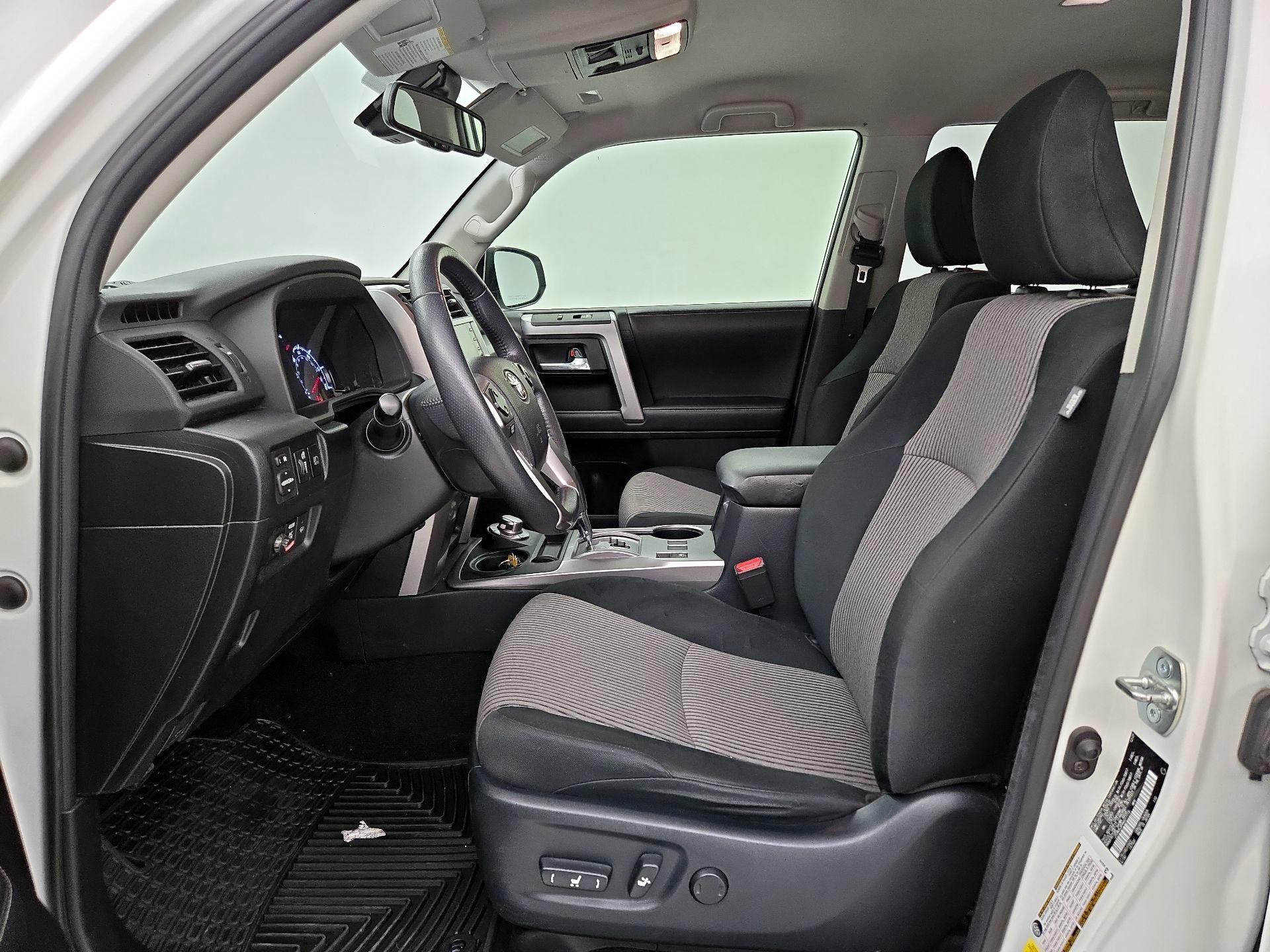 Thumbnail: 2022 Toyota 4Runner - 11