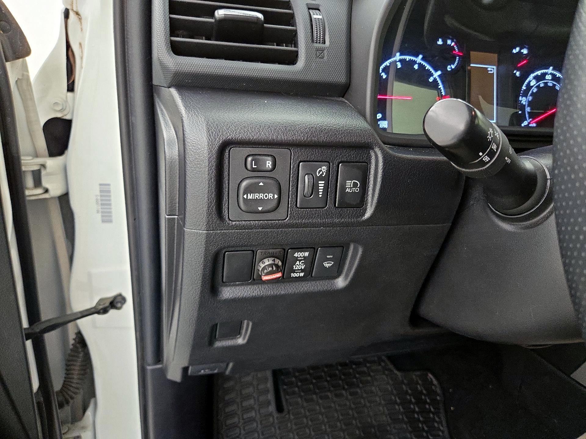 Thumbnail: 2022 Toyota 4Runner - 13