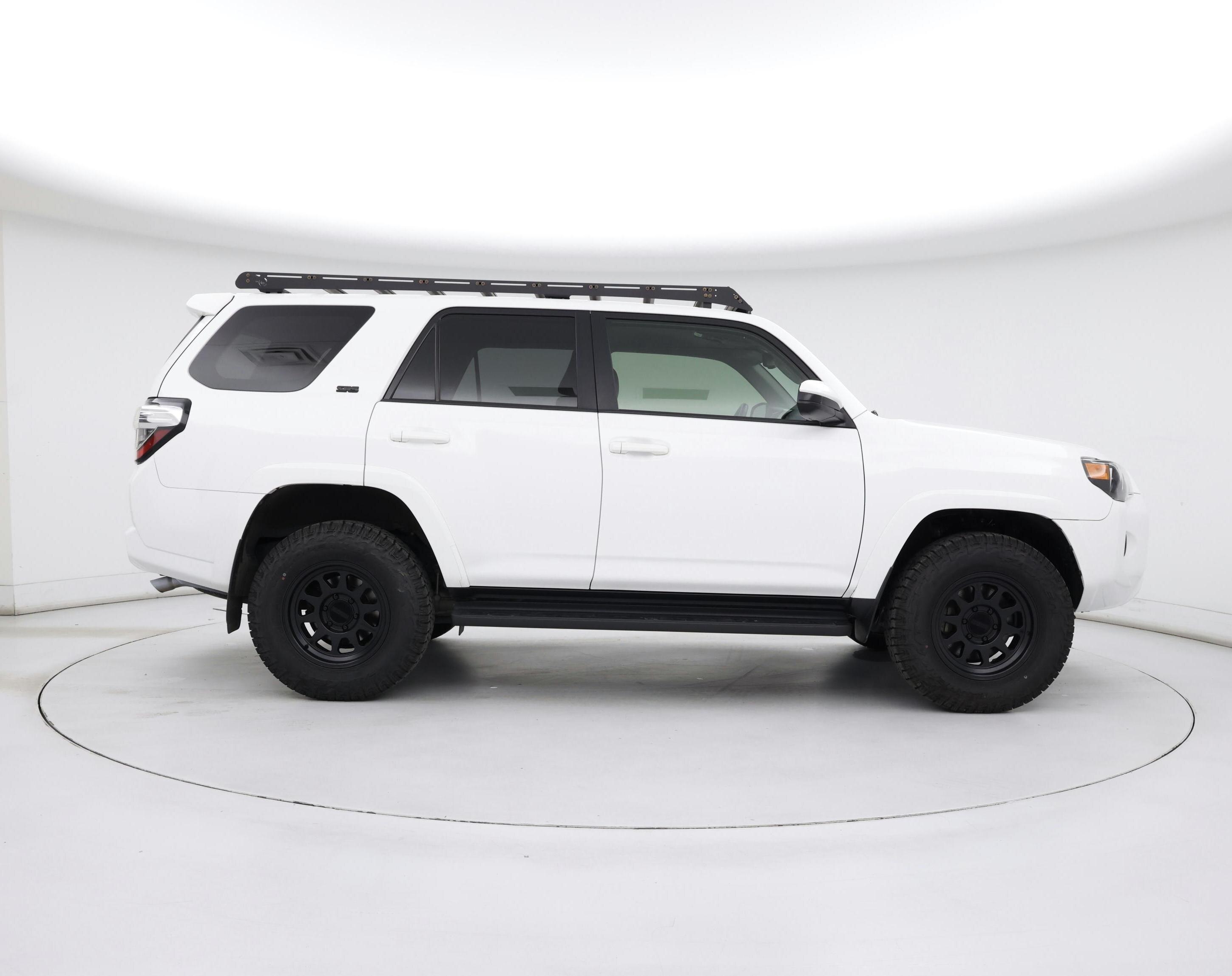 Thumbnail: 2022 Toyota 4Runner - 7
