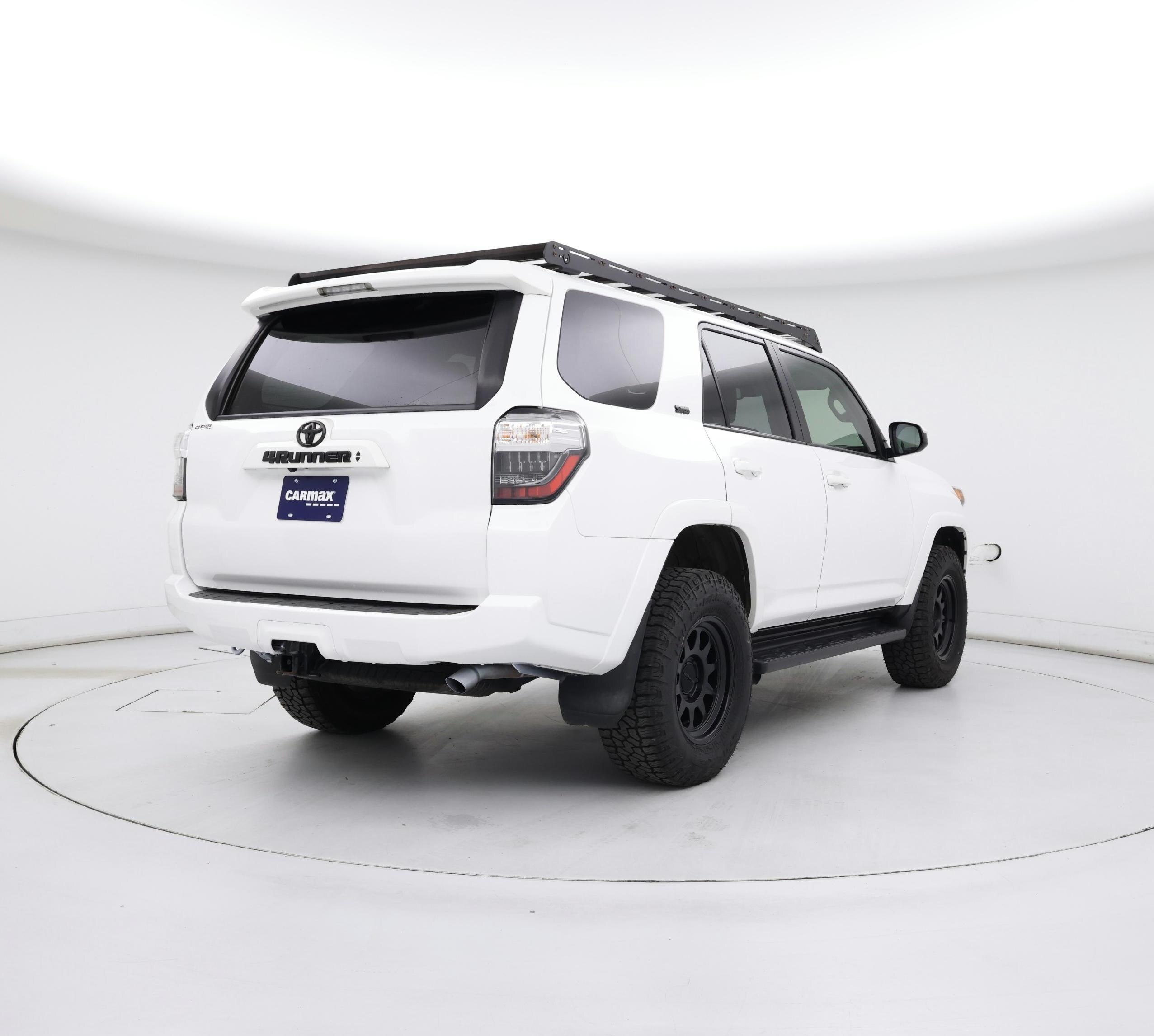 Thumbnail: 2022 Toyota 4Runner - 8