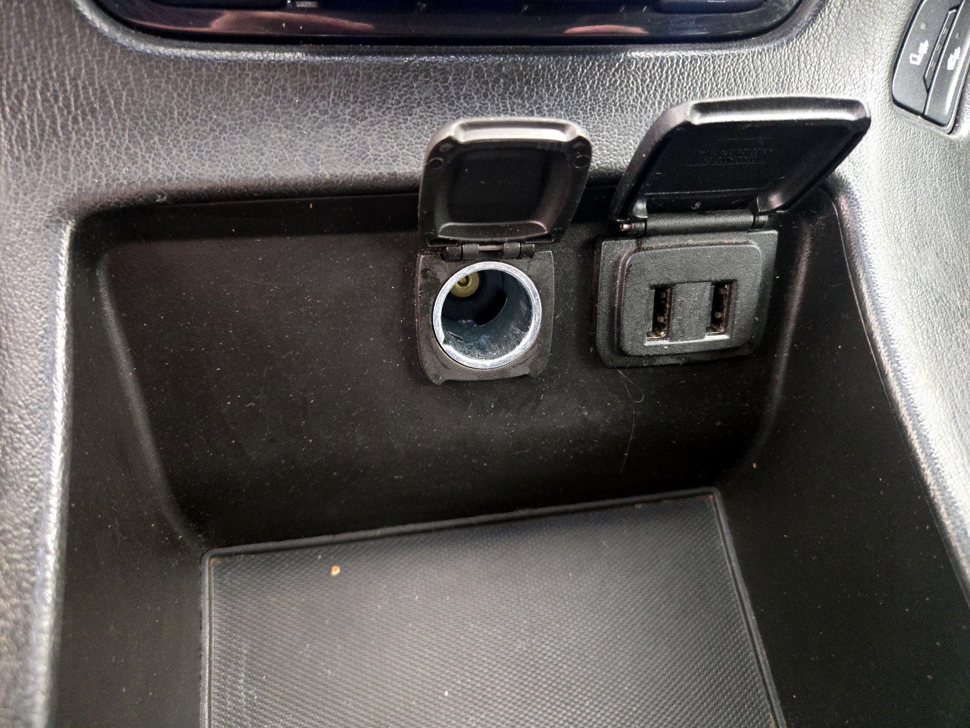 Thumbnail: 2017 Chevrolet Tahoe - 19