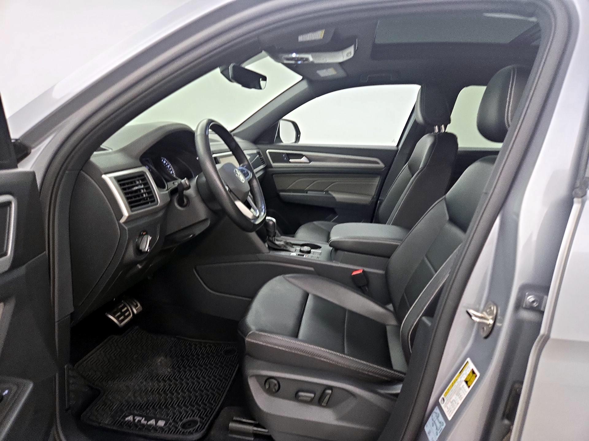 Thumbnail: 2021 Volkswagen Atlas - 11