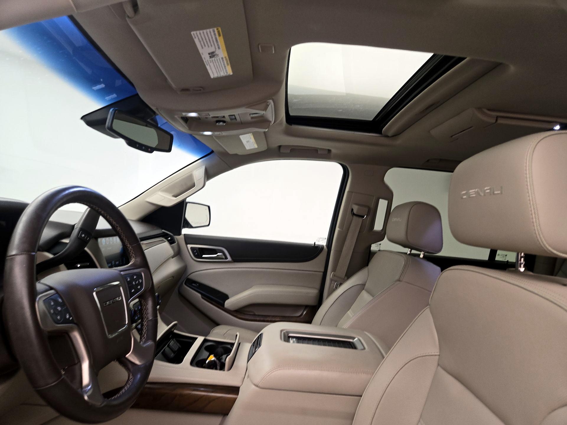 Thumbnail: 2020 GMC Yukon XL - 20