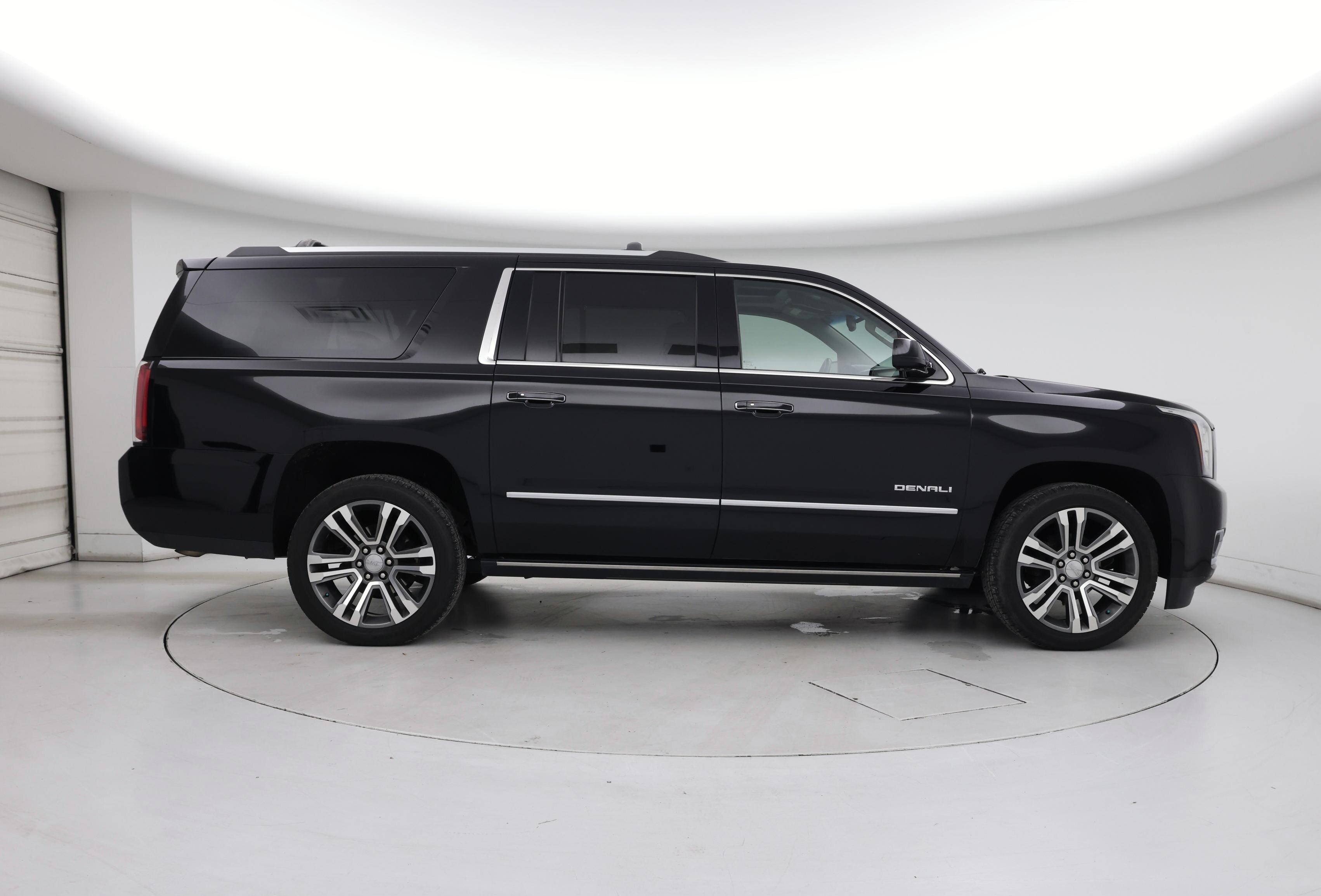 Thumbnail: 2020 GMC Yukon XL - 7