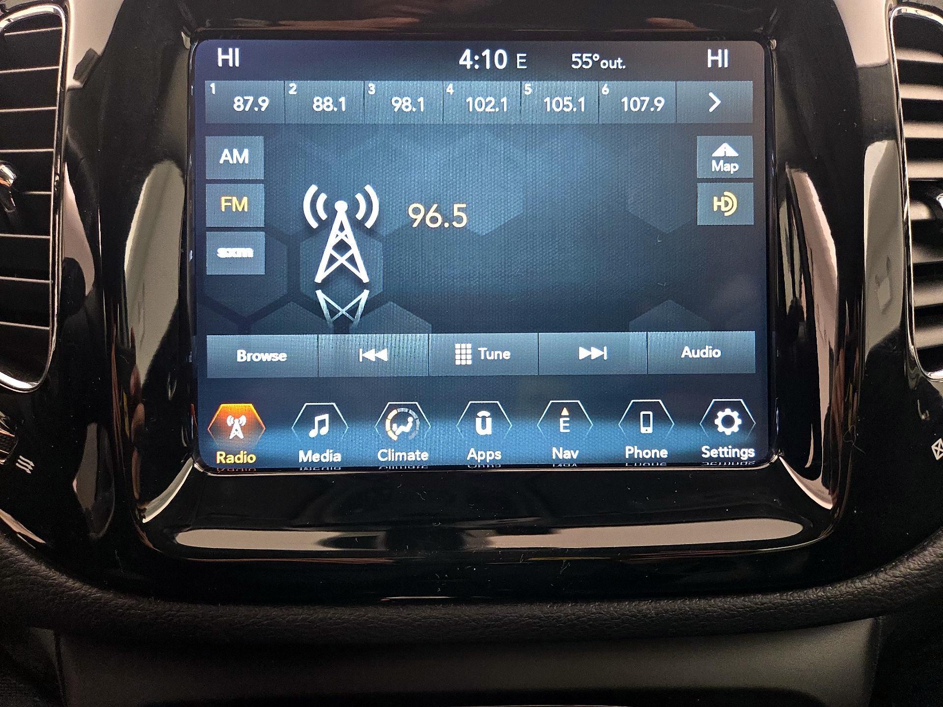 Thumbnail: 2017 Jeep Compass - 16