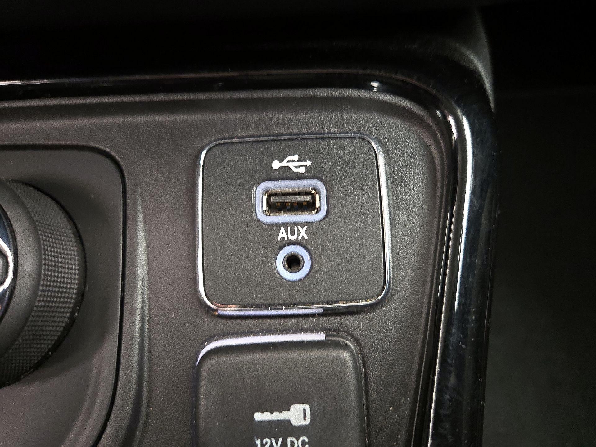 Thumbnail: 2017 Jeep Compass - 19