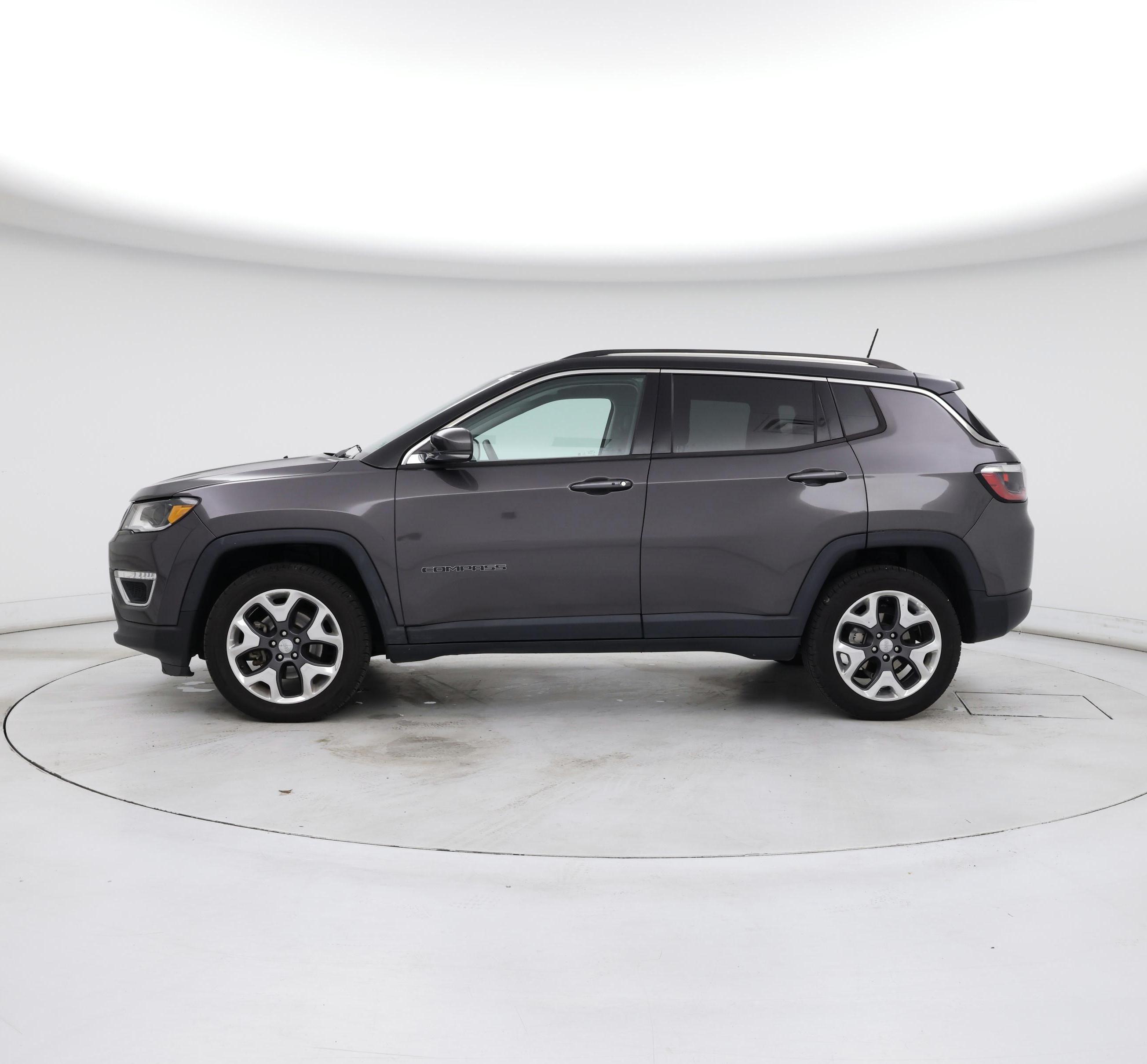 Thumbnail: 2017 Jeep Compass - 3