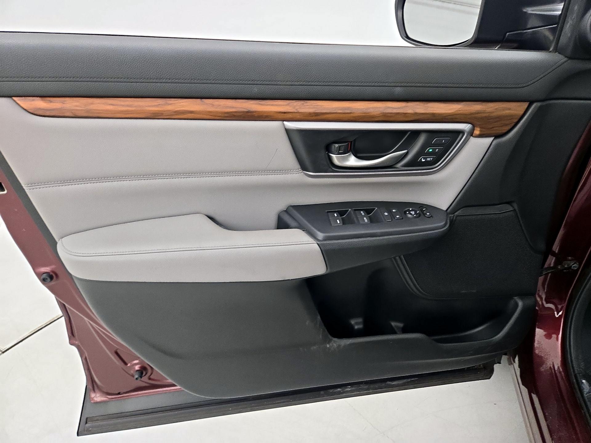 Thumbnail: 2017 Honda CR-V - 12