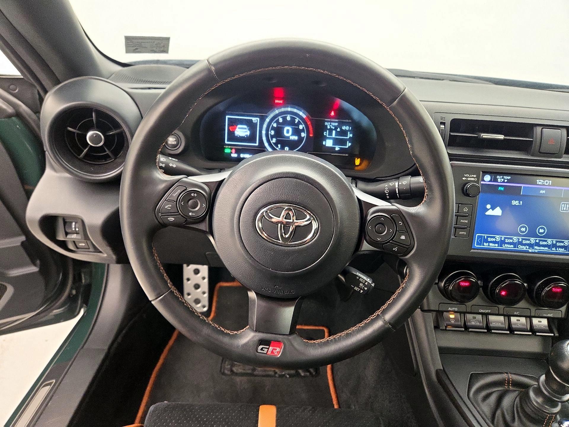 Thumbnail: 2025 Toyota GR86 - 10