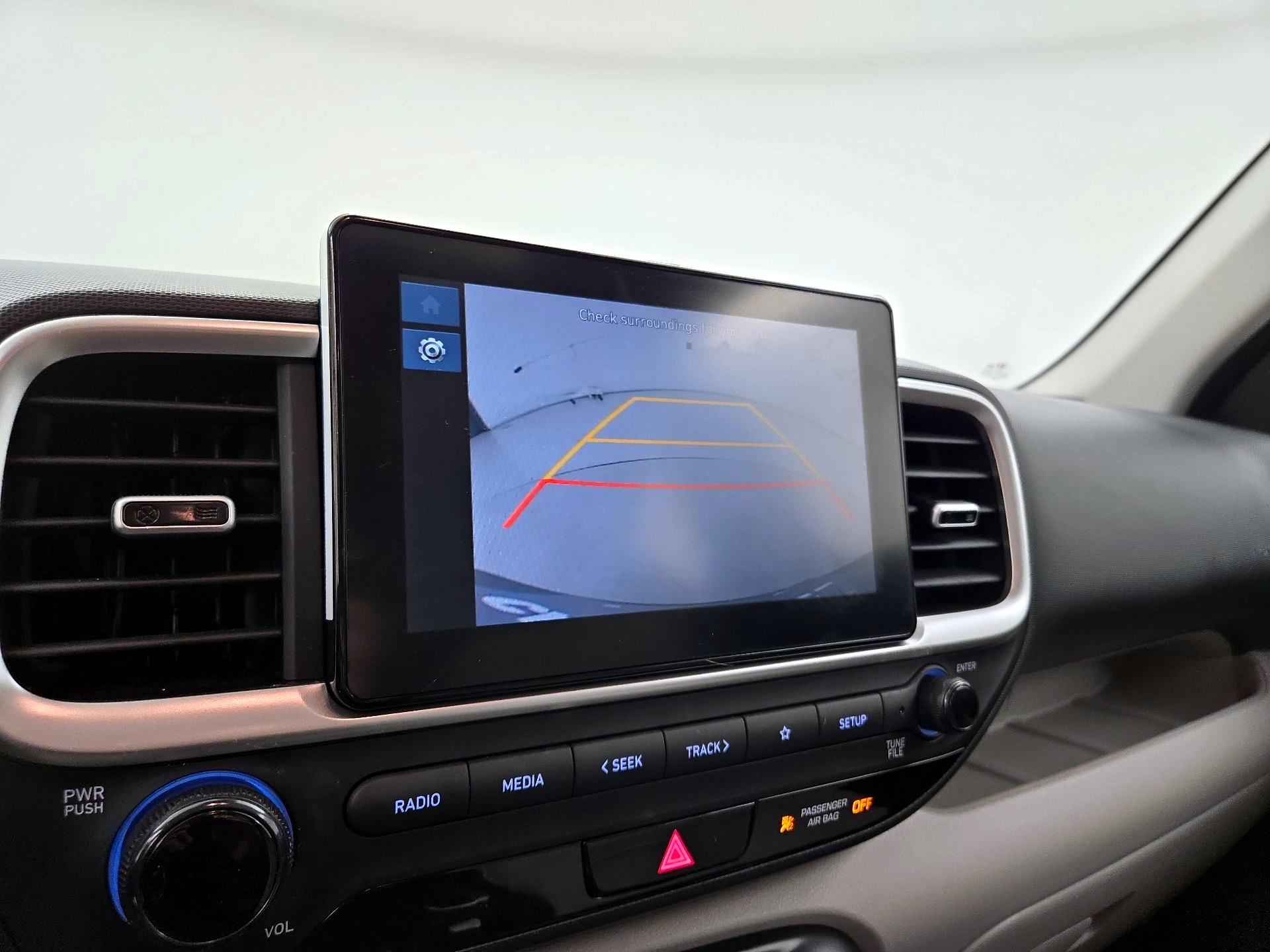 Thumbnail: 2023 Hyundai Venue - 14