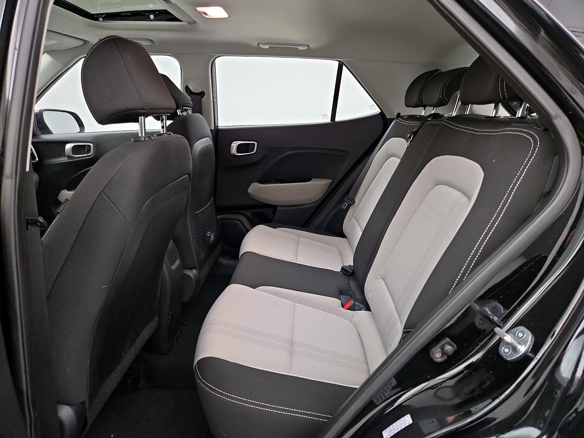 Thumbnail: 2023 Hyundai Venue - 20