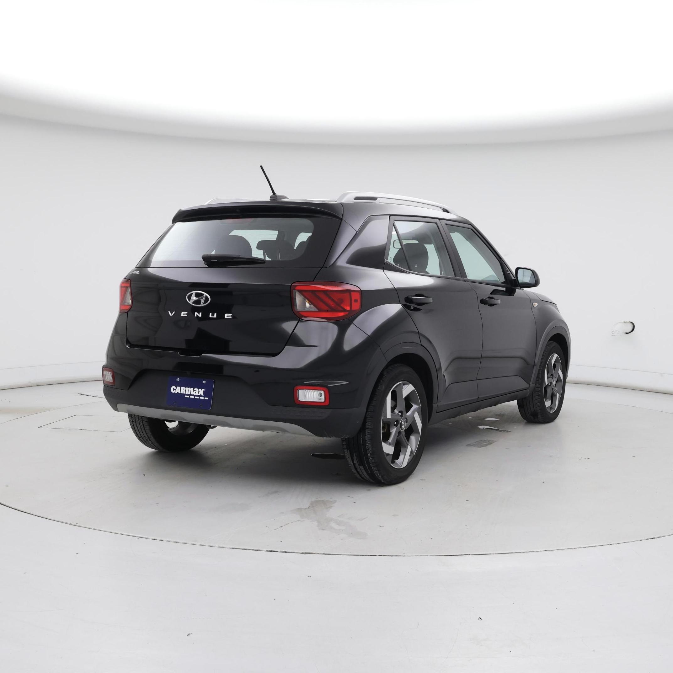 Thumbnail: 2023 Hyundai Venue - 8