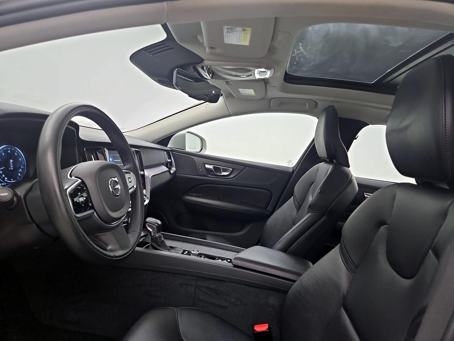 Thumbnail: 2020 Volvo S60 - 20