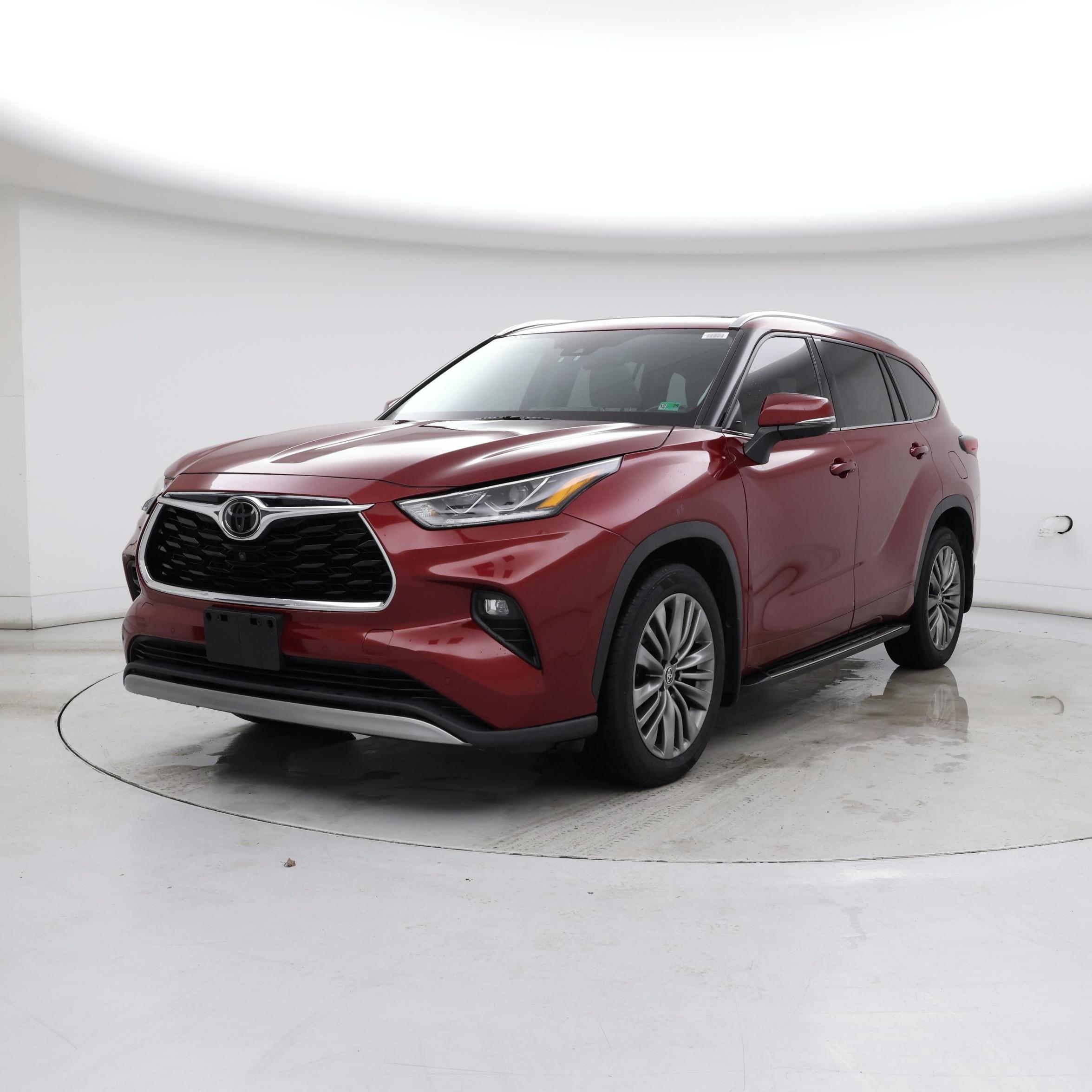Thumbnail: 2021 Toyota Highlander - 4