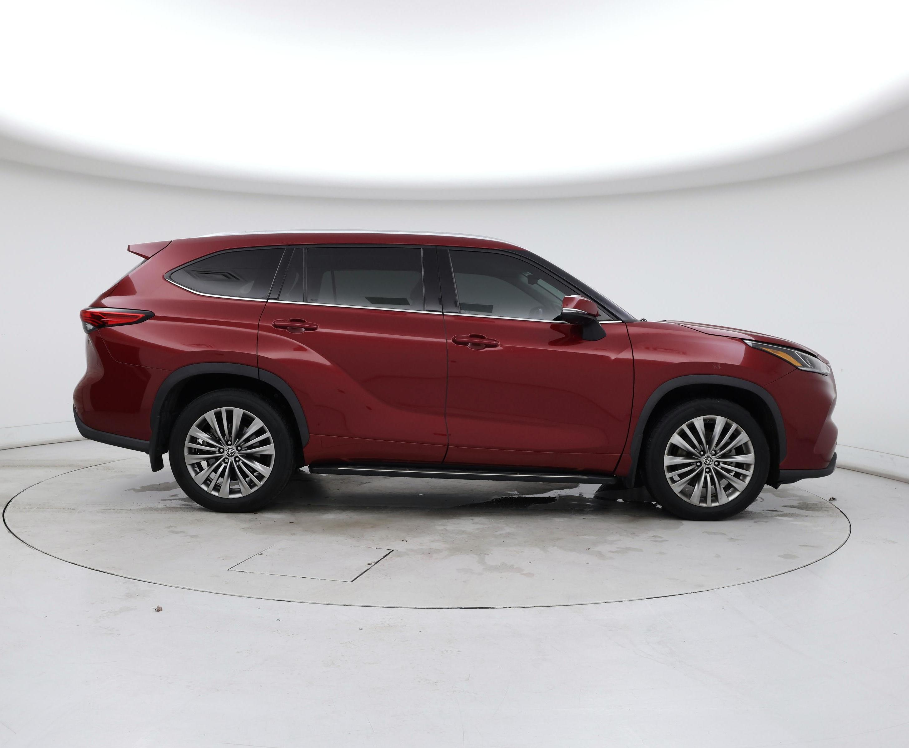 Thumbnail: 2021 Toyota Highlander - 7