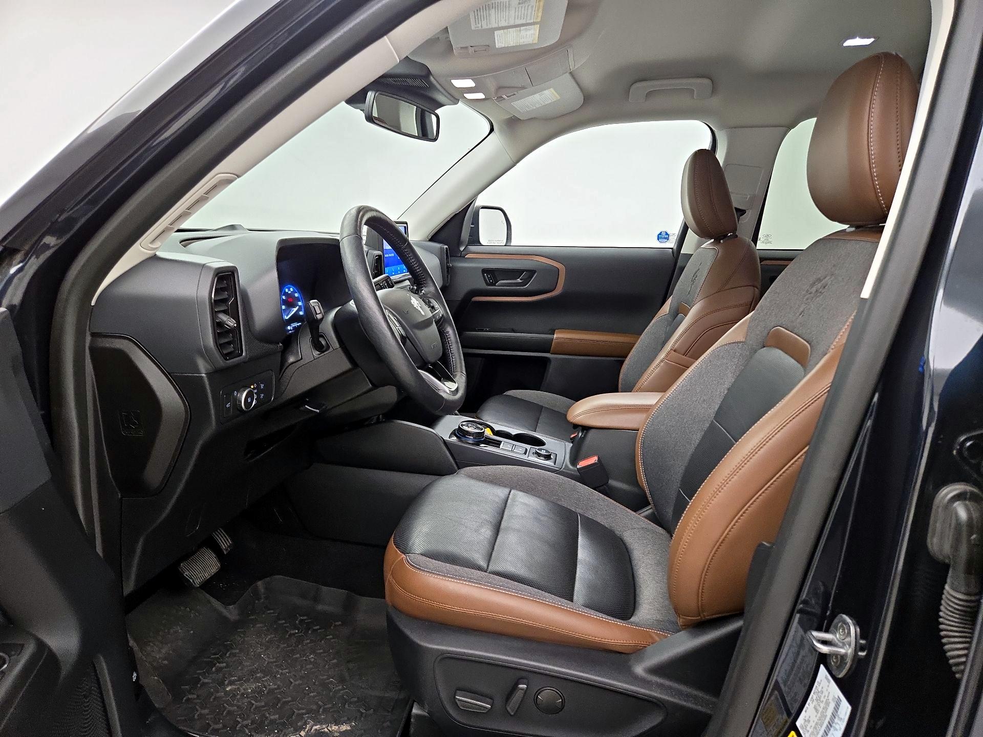 Thumbnail: 2021 Ford Bronco Sport - 11