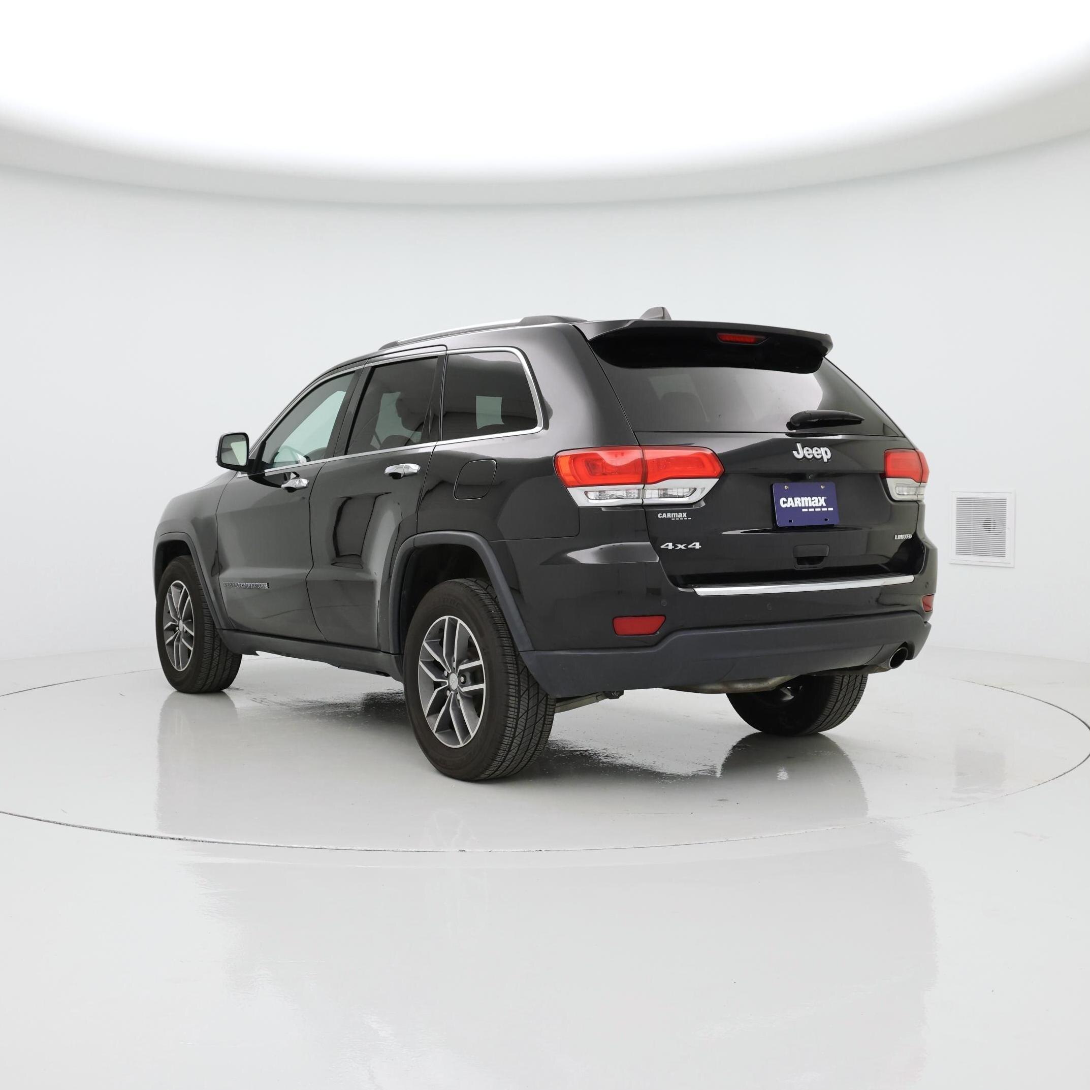 Thumbnail: 2017 Jeep Grand Cherokee - 2