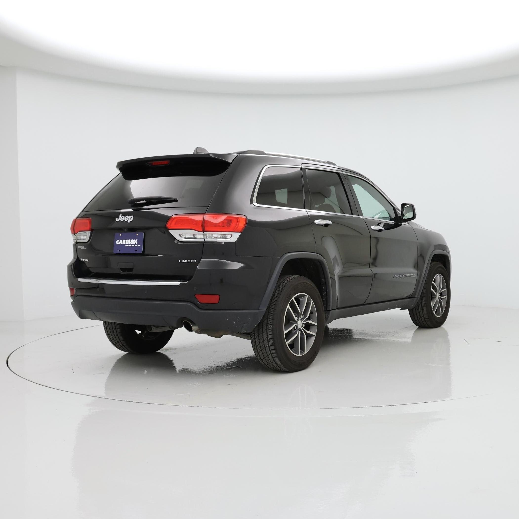 Thumbnail: 2017 Jeep Grand Cherokee - 8