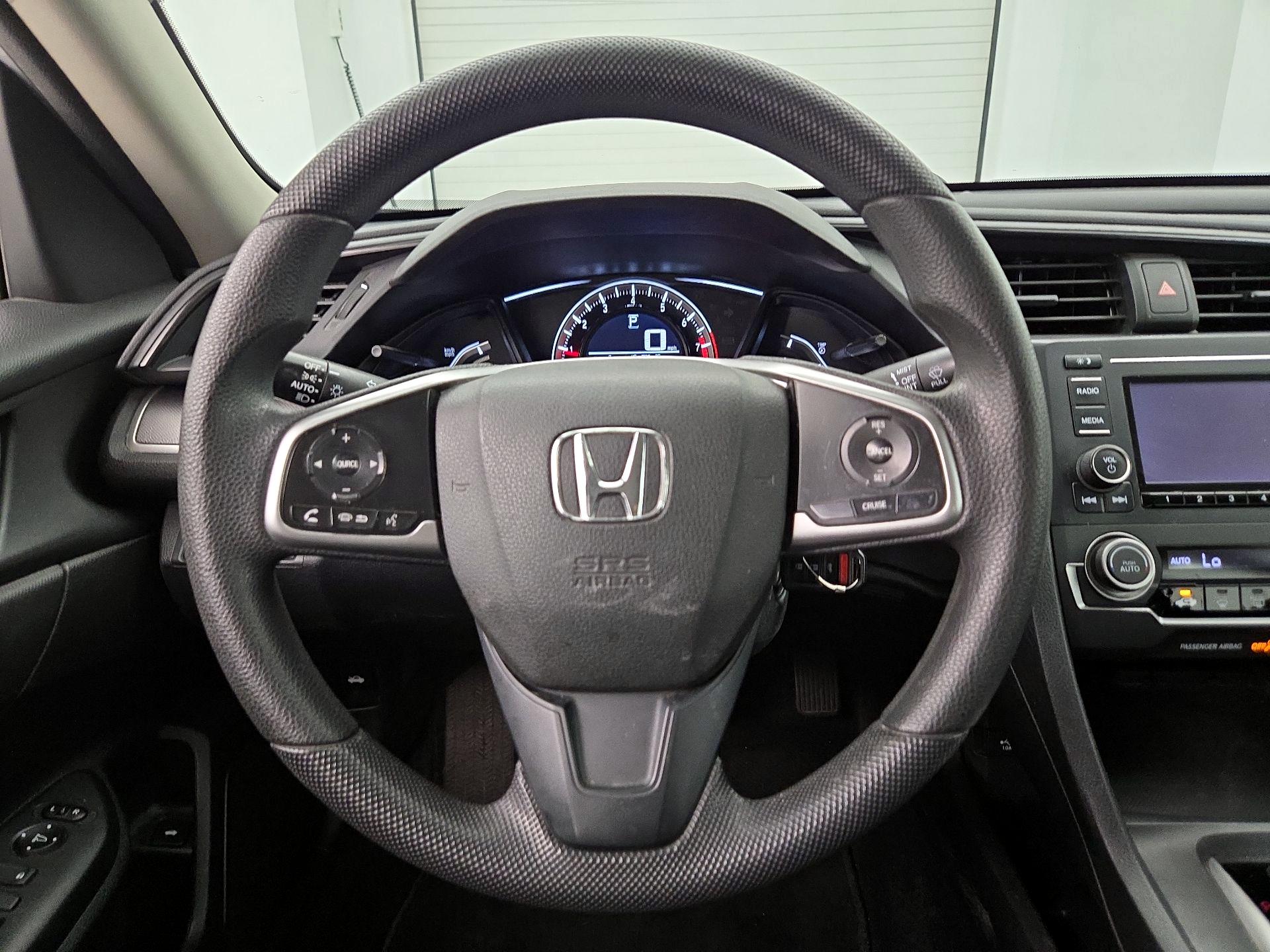 Thumbnail: 2016 Honda Civic - 10