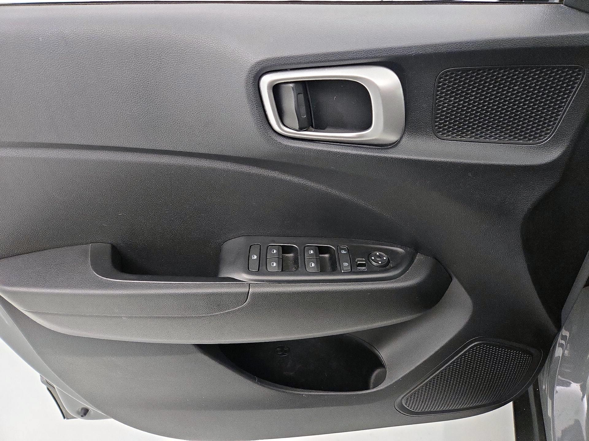 Thumbnail: 2021 Hyundai Venue - 12